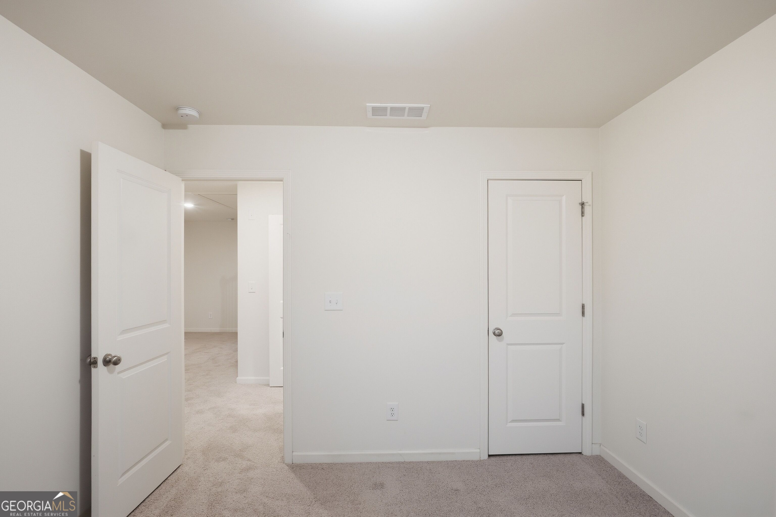5267 Mill Way Property Photo 15