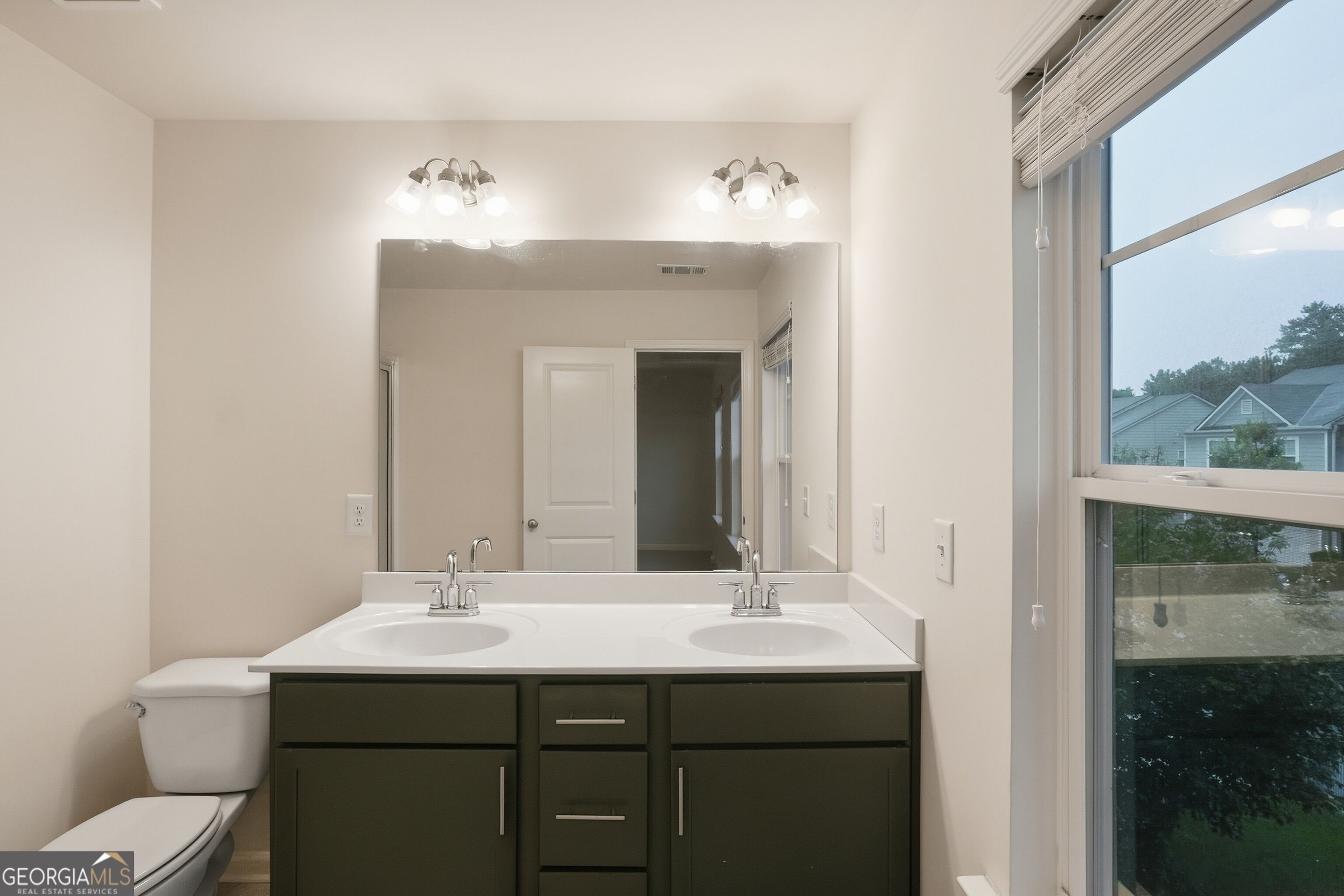 5267 Mill Way Property Photo 17