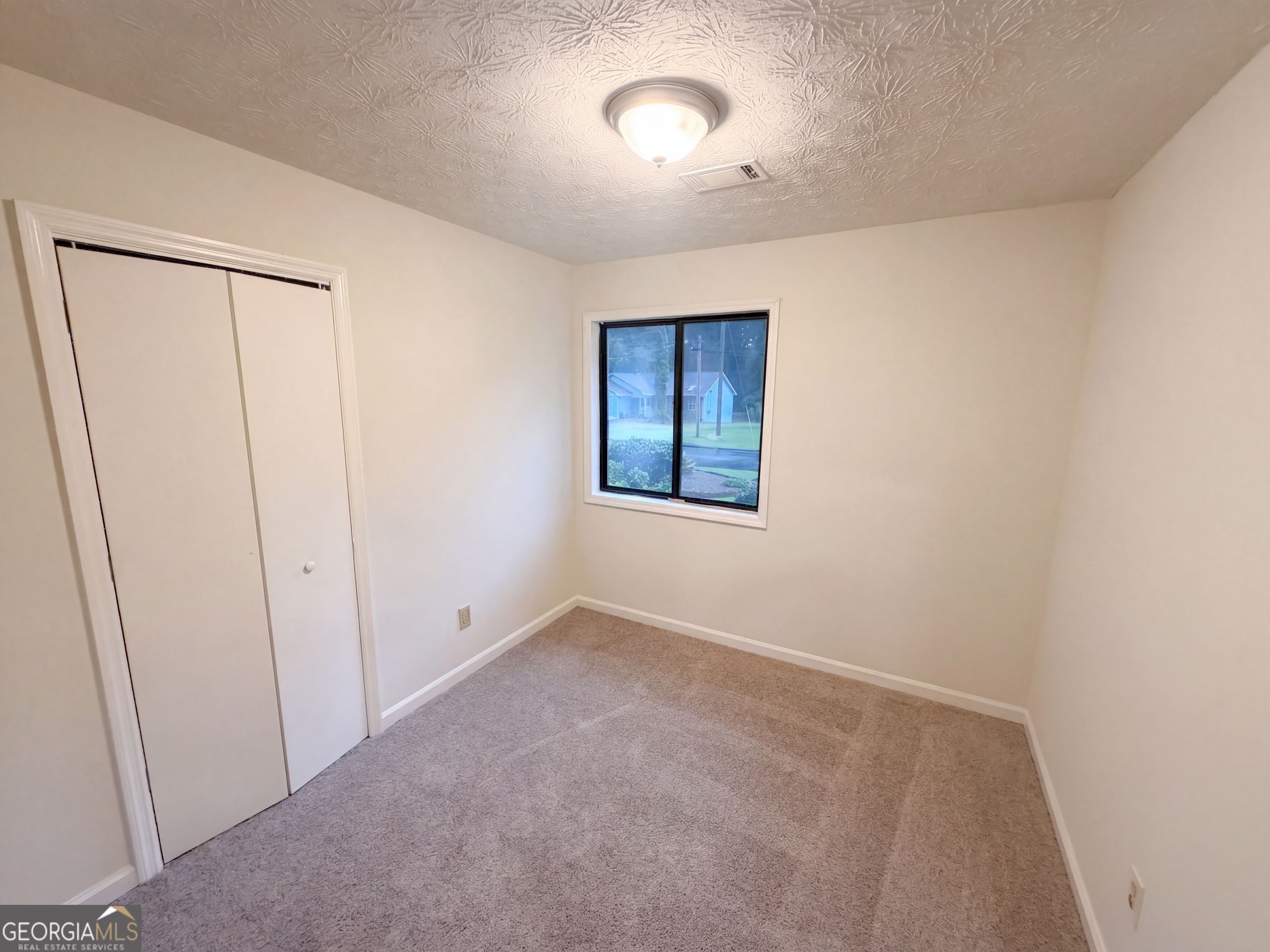 5330 Garvey Drive Property Photo 6