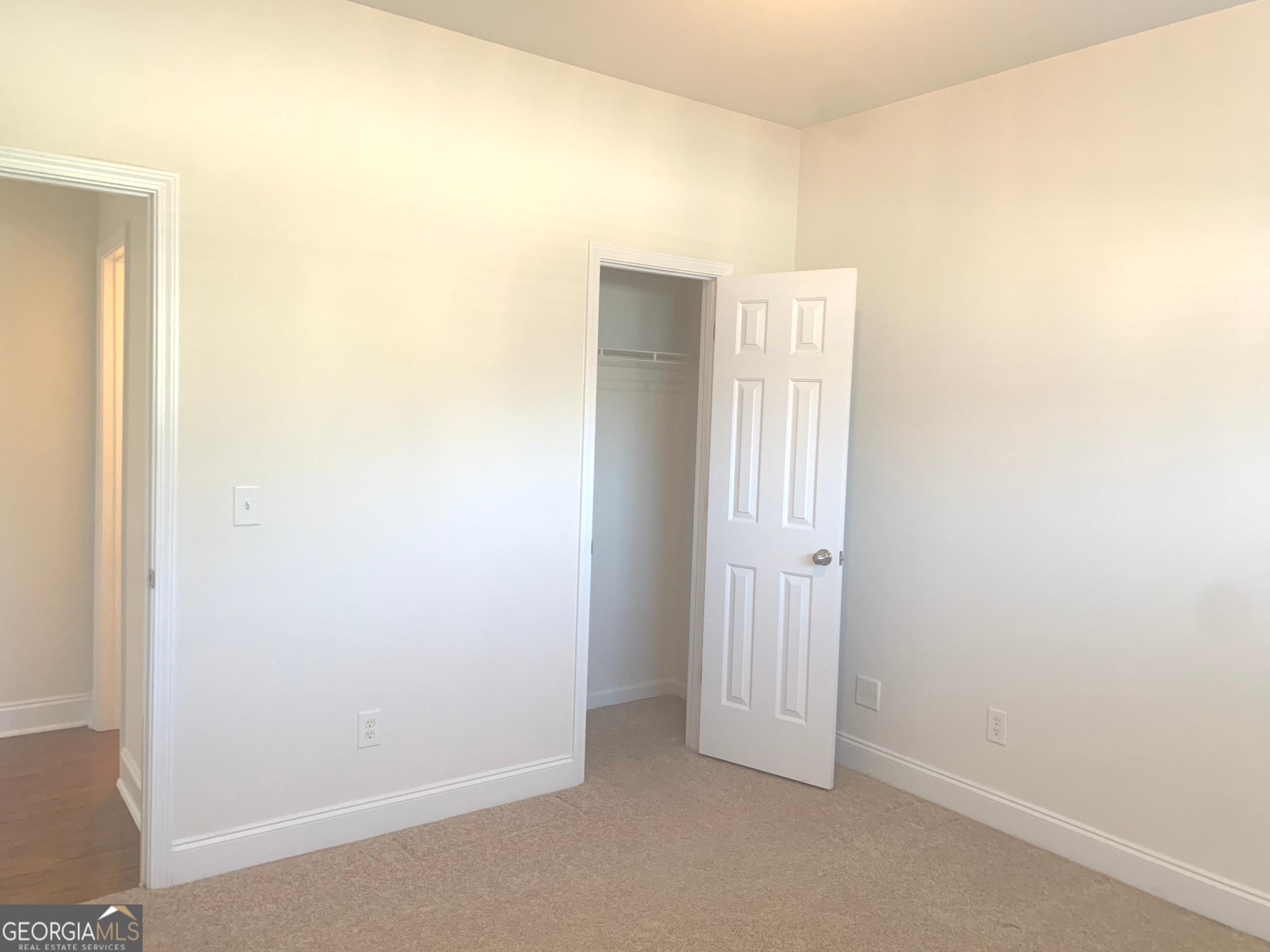 2118 Water Mill Court Property Photo 15