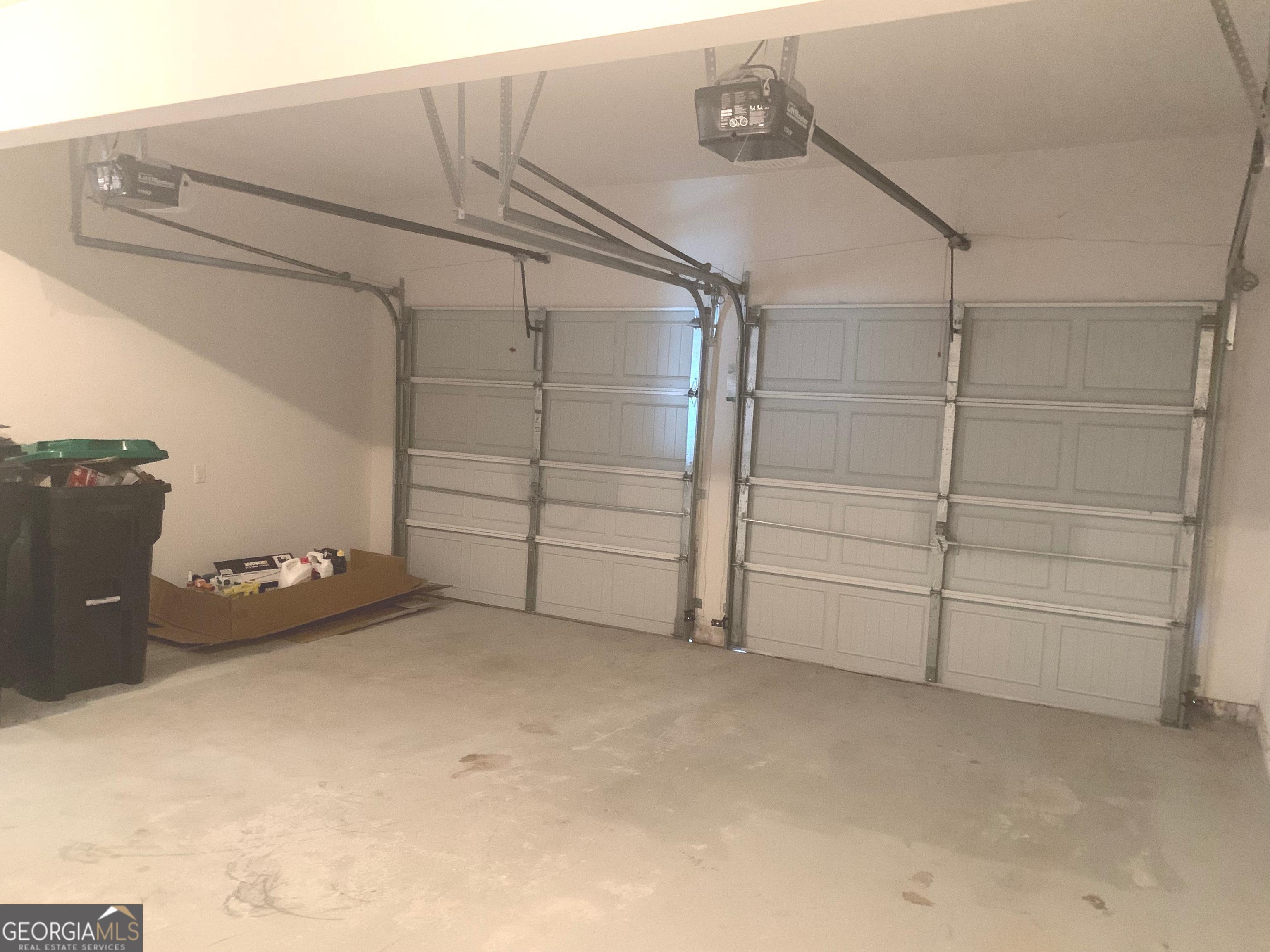2118 Water Mill Court Property Photo 48
