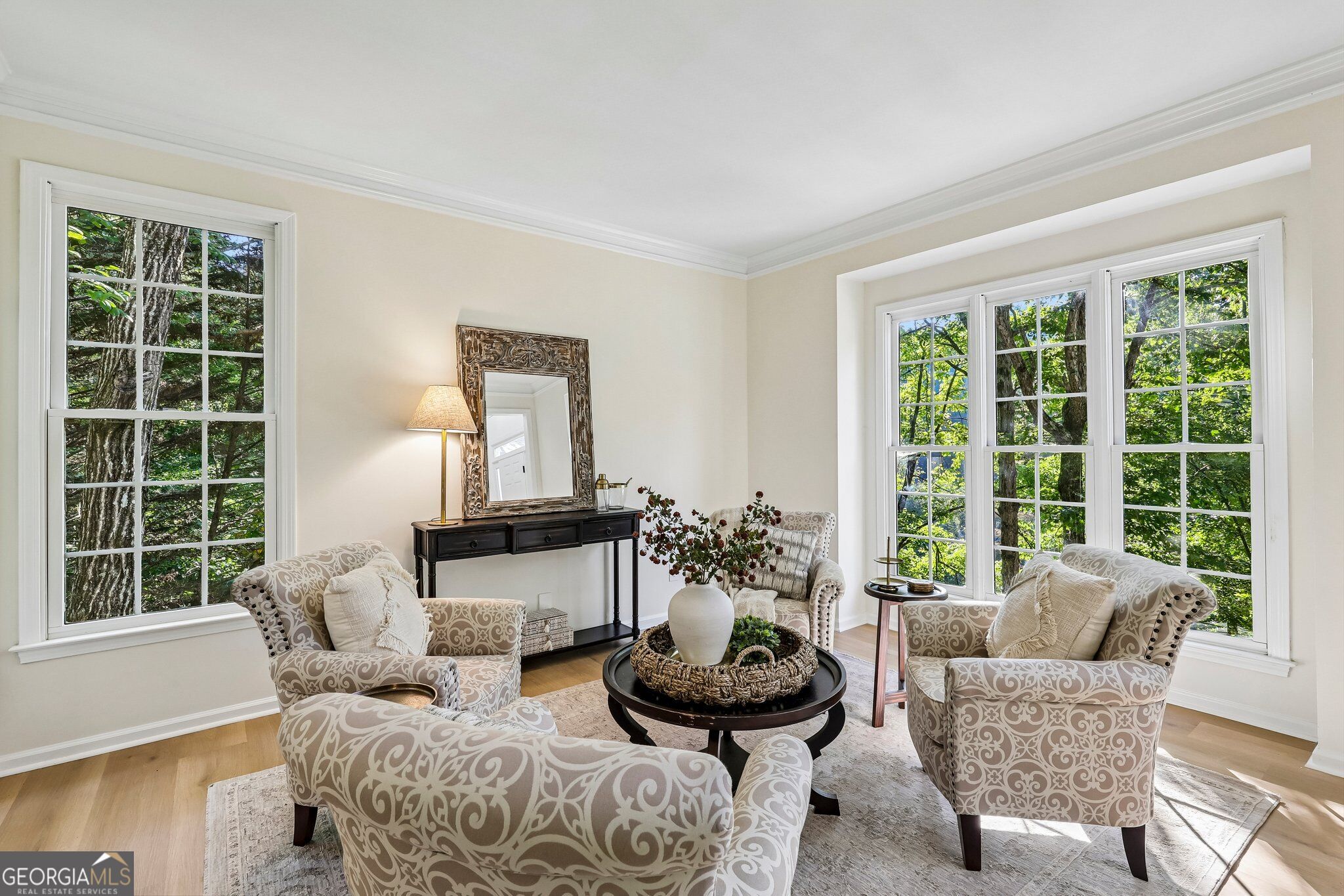 500 Emerald Parkway Property Photo 6