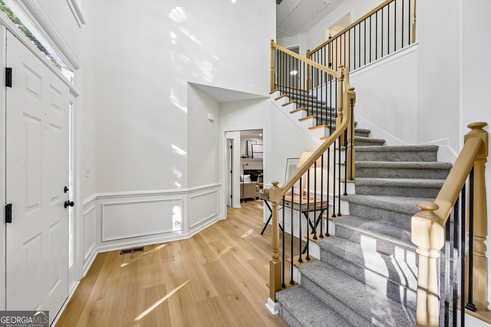 500 Emerald Parkway Property Photo 14