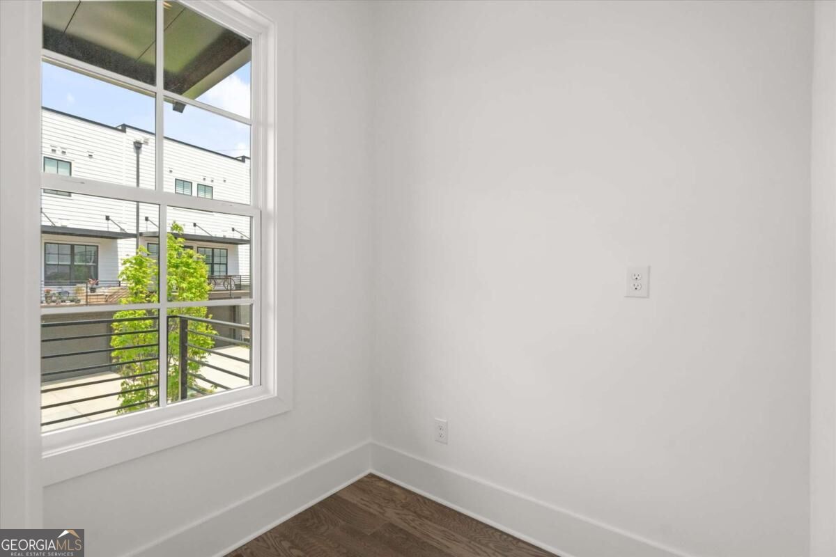 433 Mezzo Lane # 85 Property Photo 19