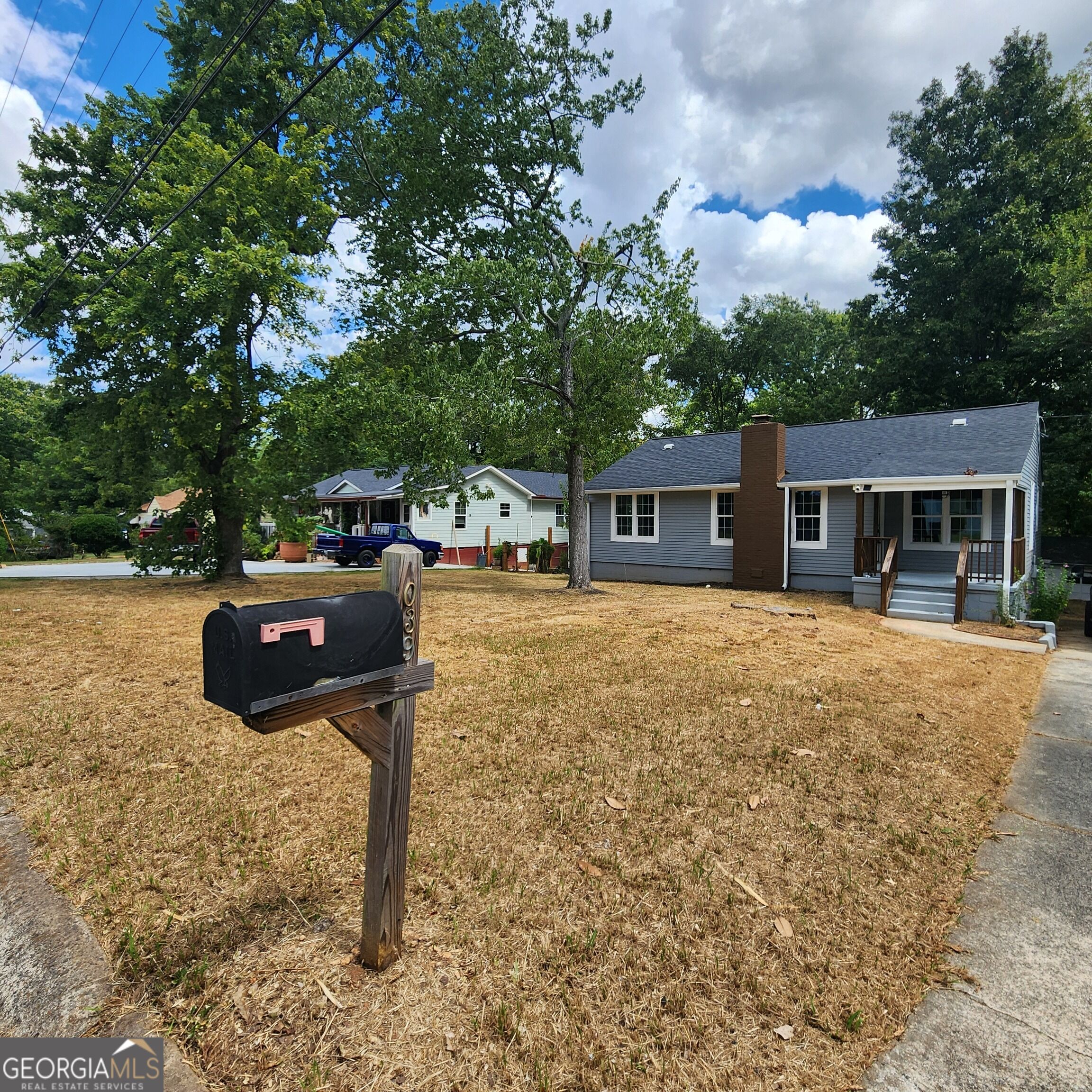 2039 Gober Avenue Se Property Photo 2