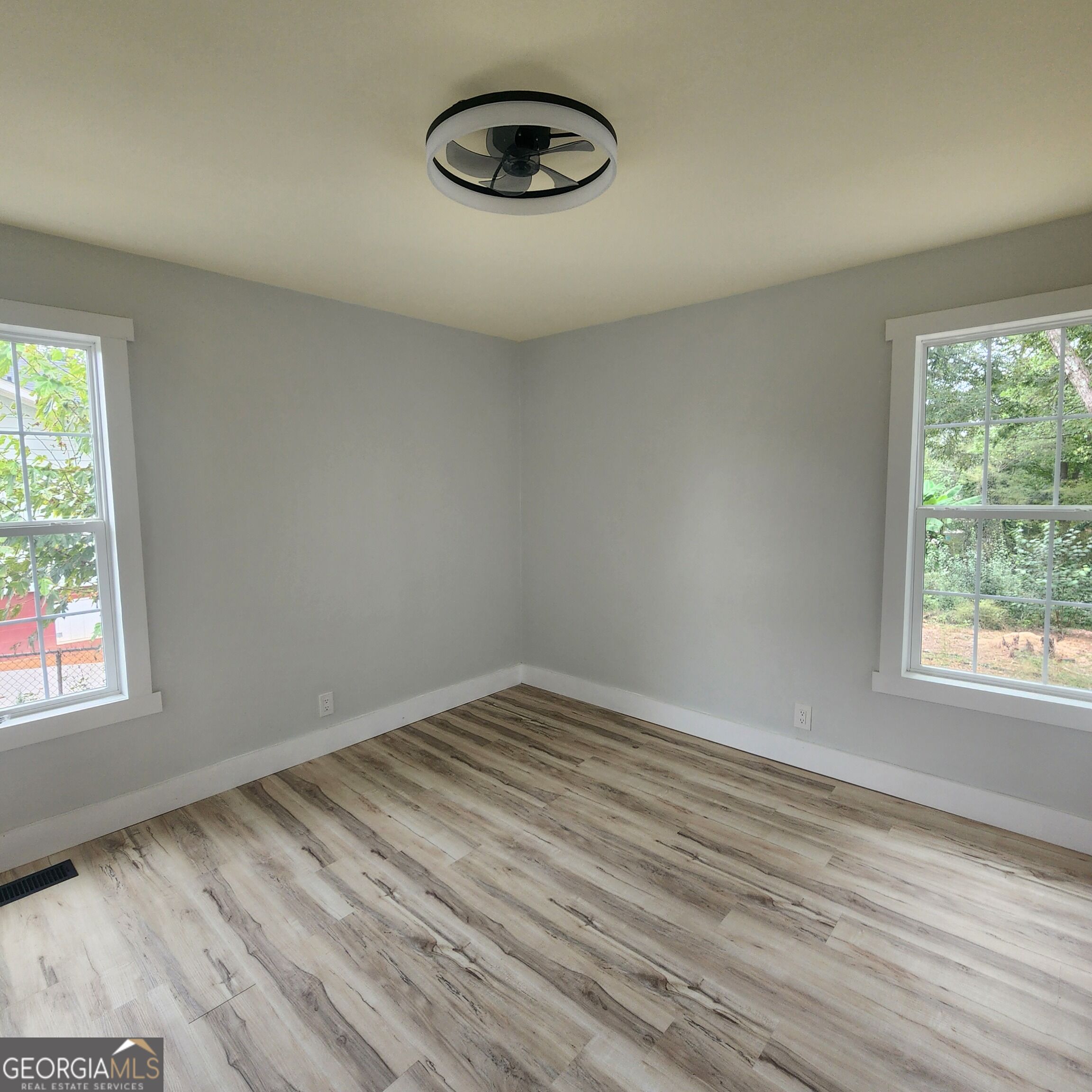 2039 Gober Avenue Se Property Photo 9