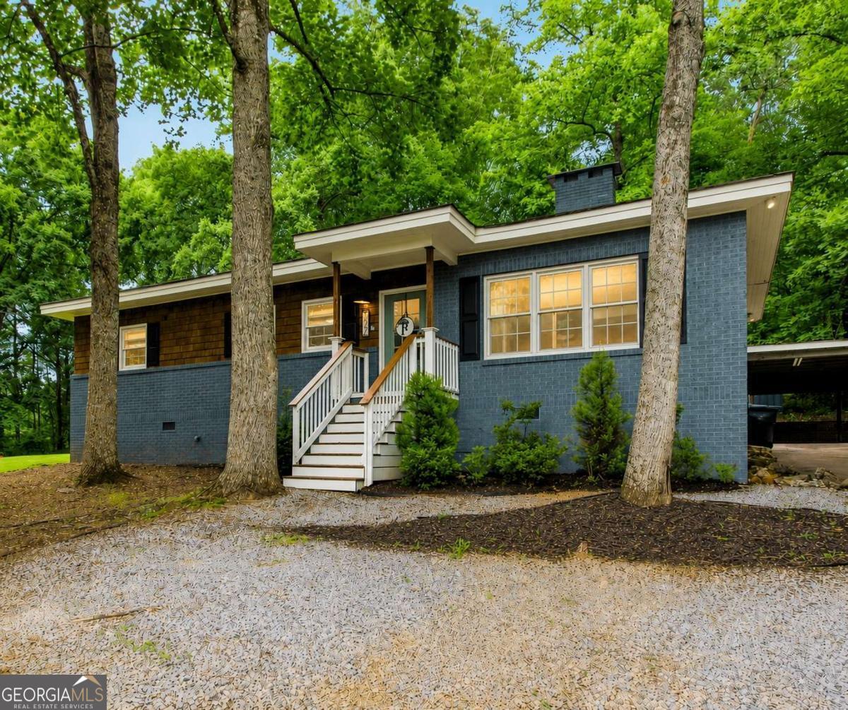 372 Gabrels Drive Property Photo 1