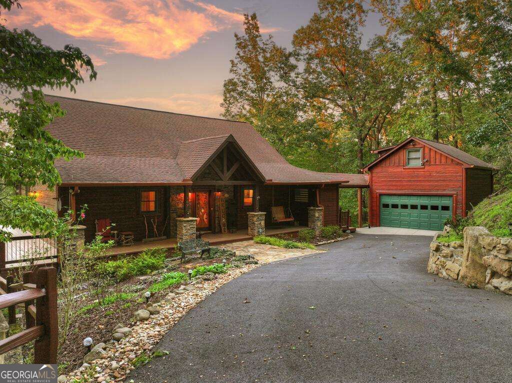 169 Walnut Mountain Road # 204 Property Photo 1