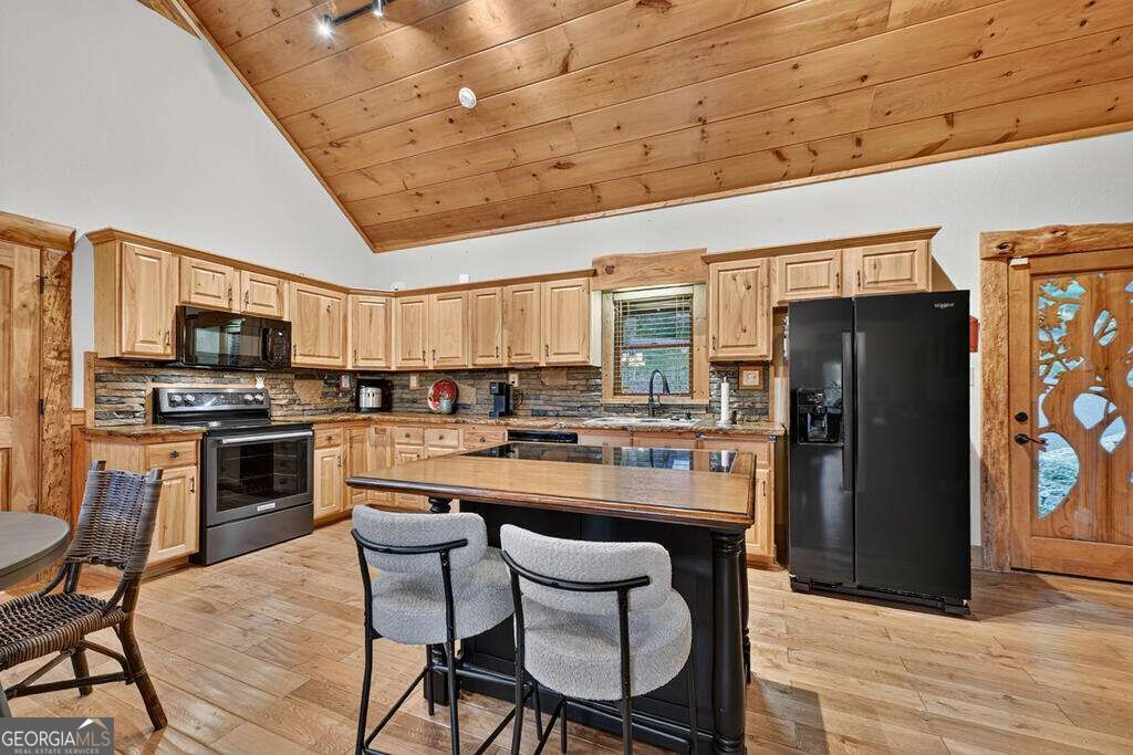 169 Walnut Mountain Road Property Photo 8