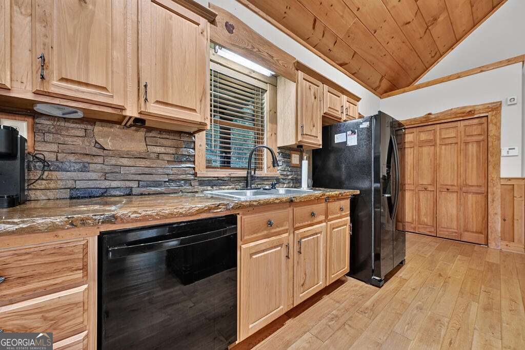 169 Walnut Mountain Road Property Photo 17