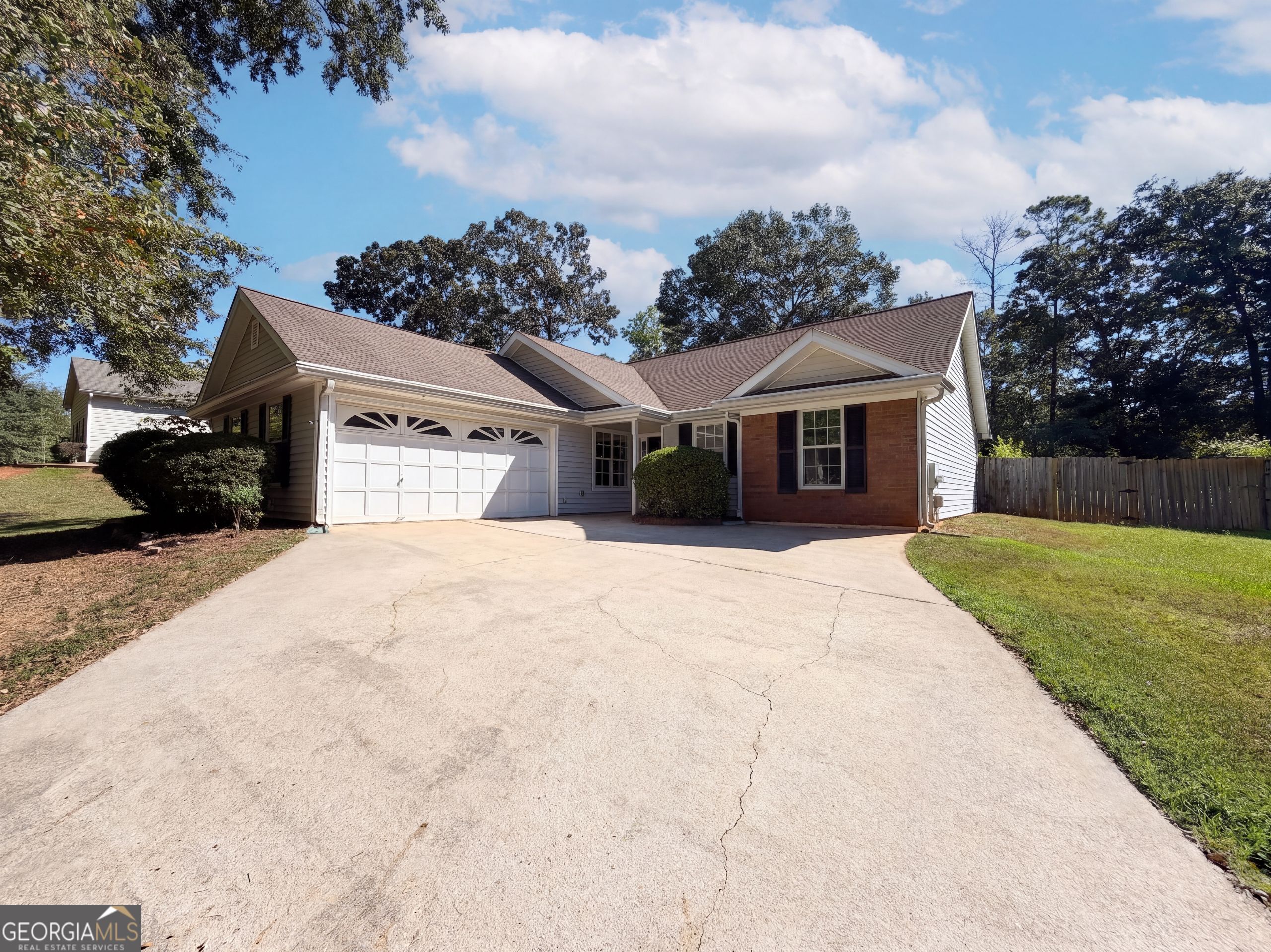105 Nanci Court Property Photo 1