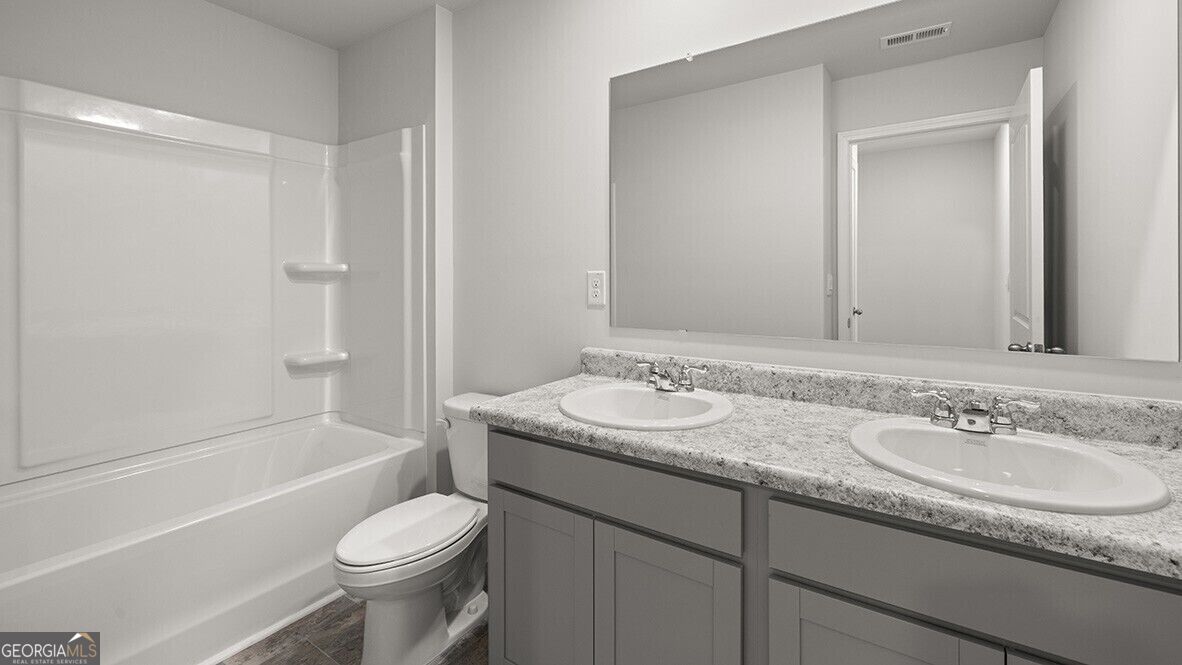 8176 Coldstream Drive Property Photo 24