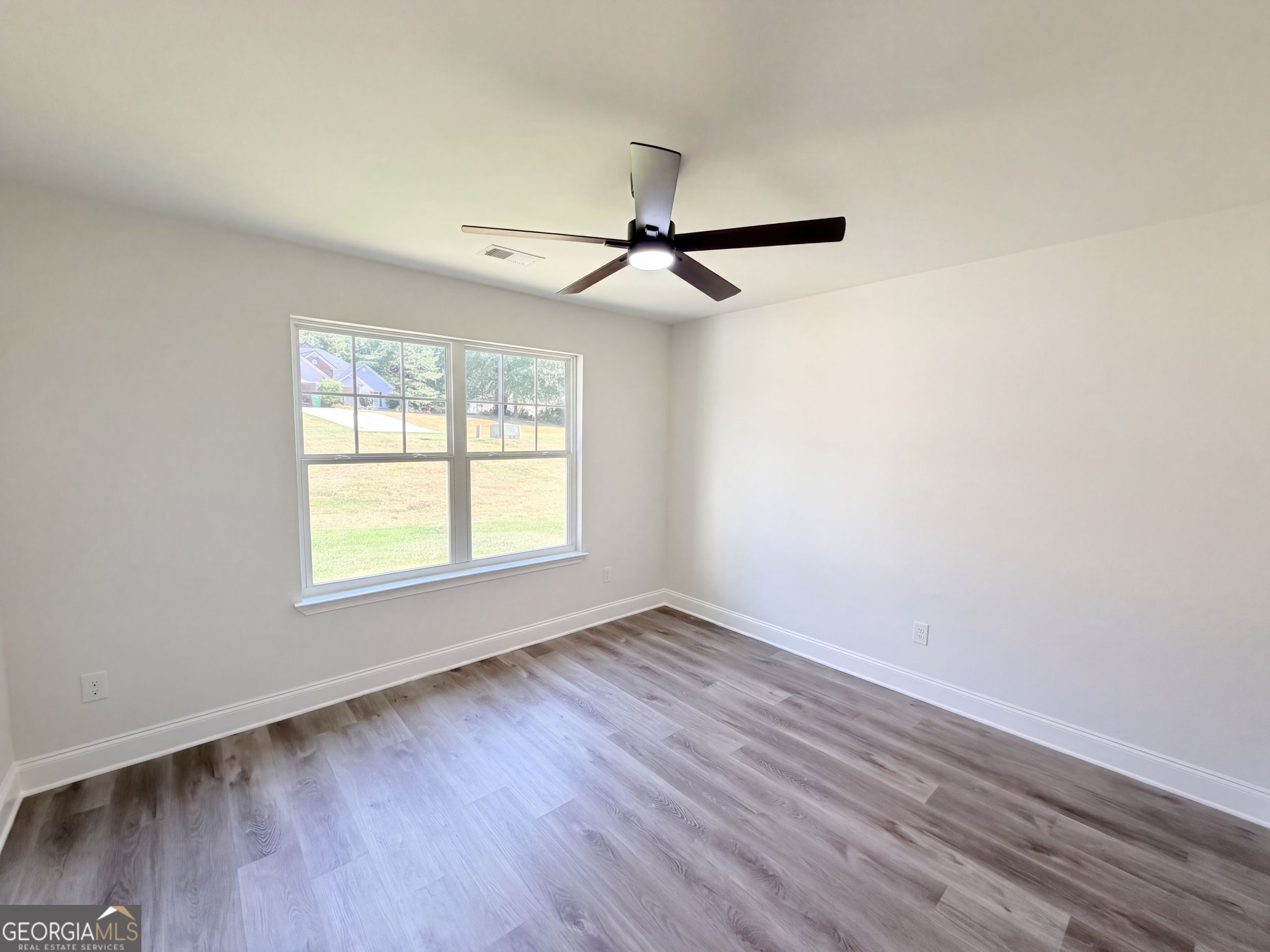 249 Clearwater Drive Property Photo 13