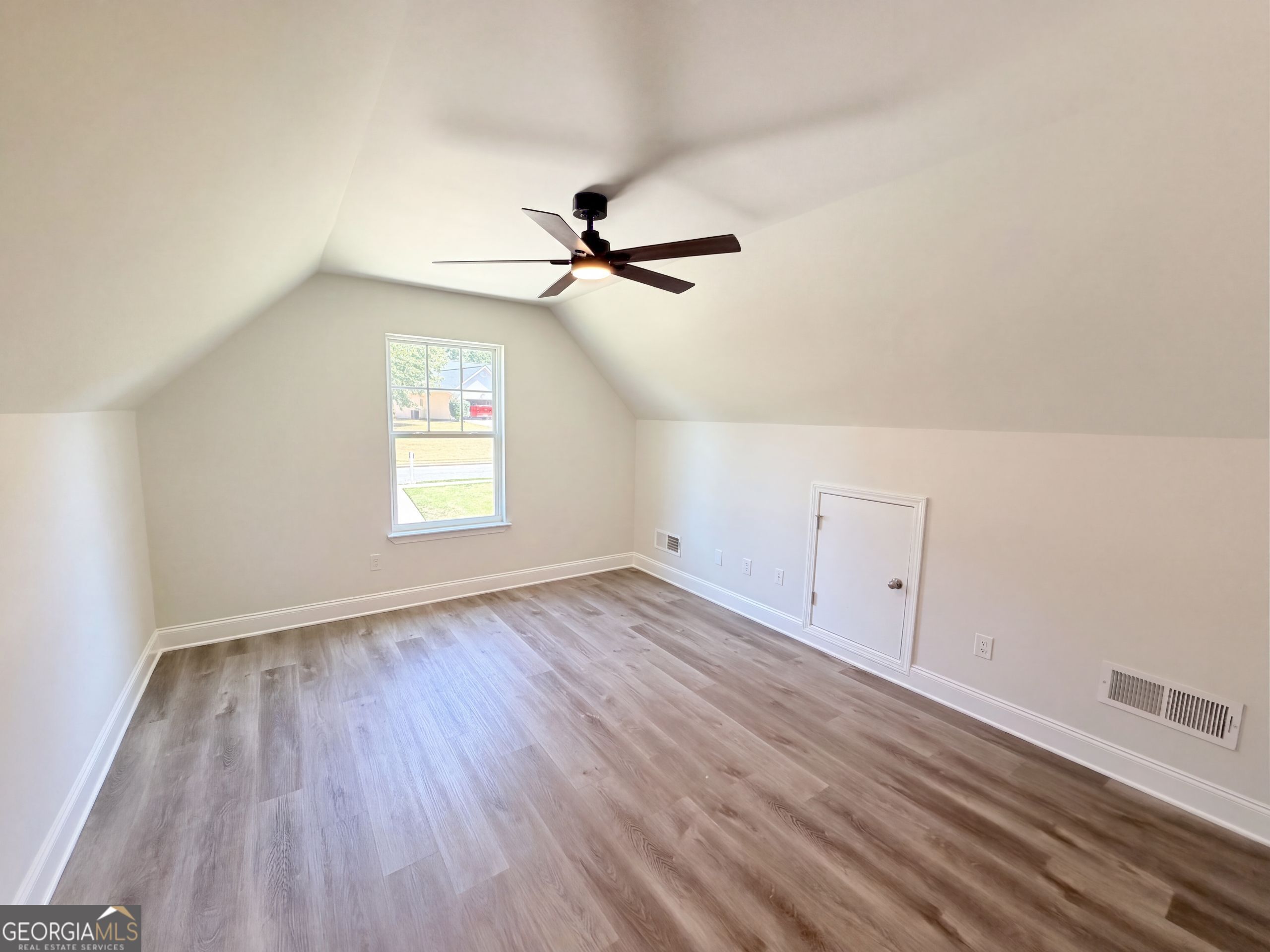 249 Clearwater Drive Property Photo 15