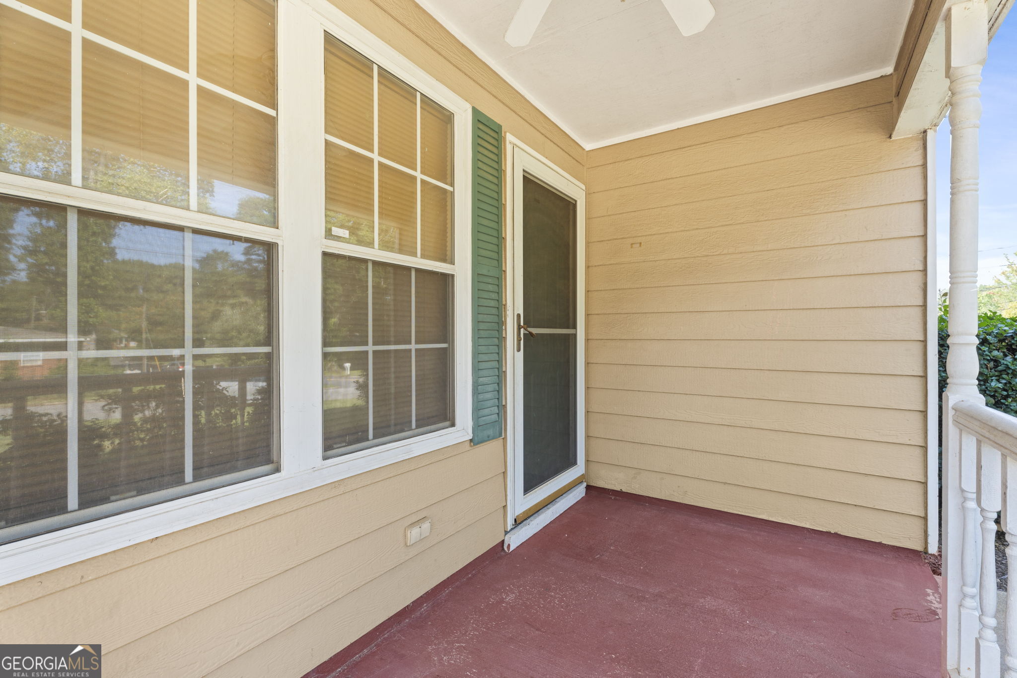 8 Oak Street Property Photo 22