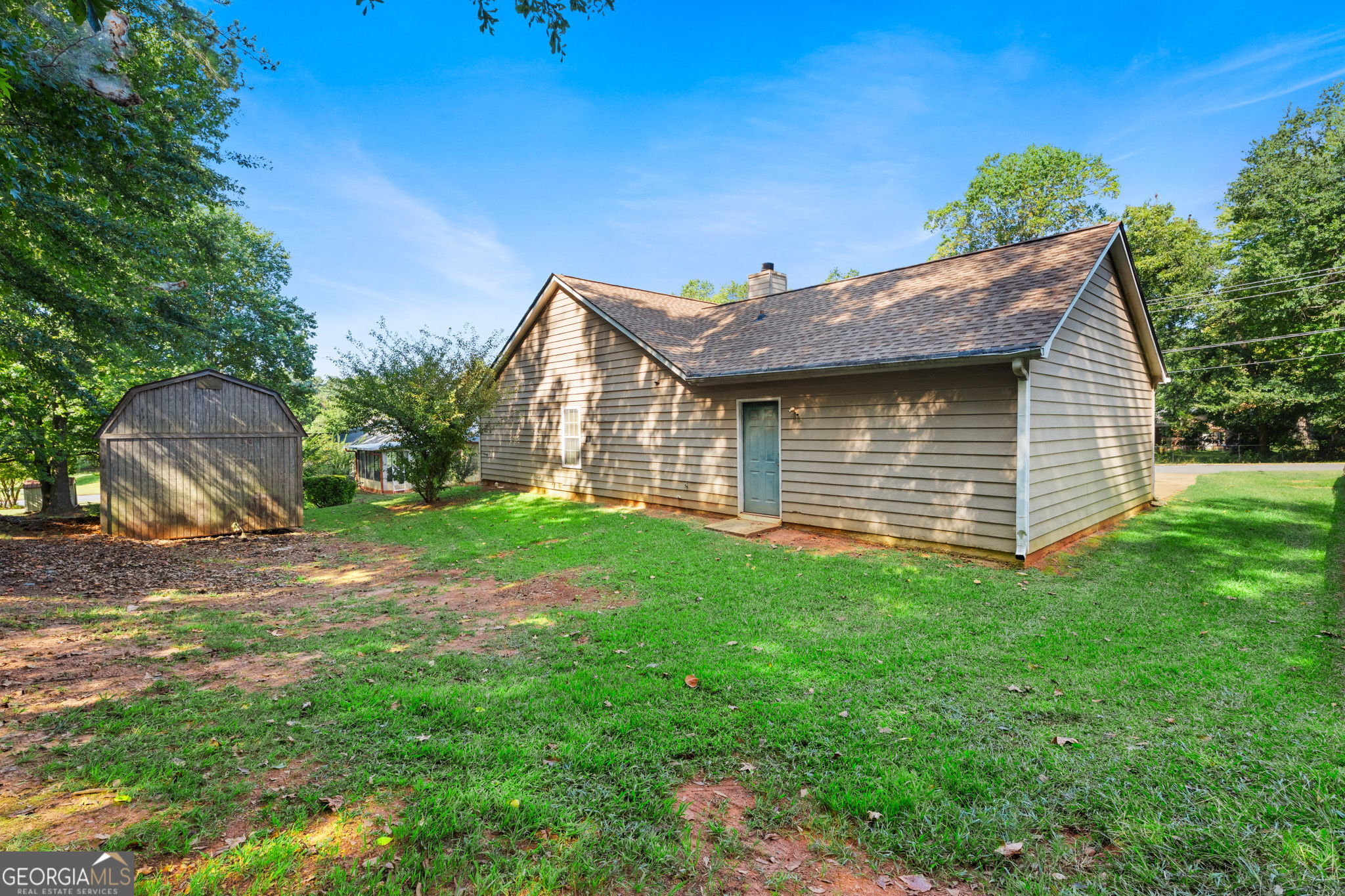 8 Oak Street Property Photo 24