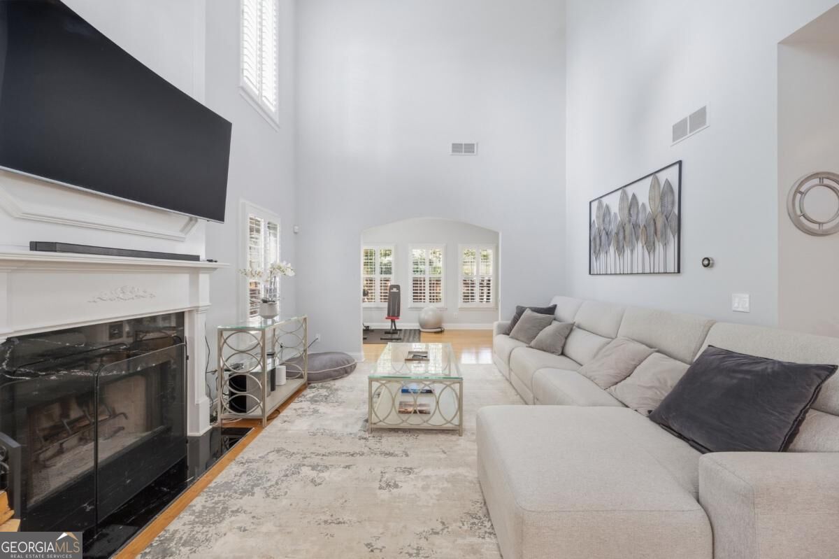 4556 Chelton Court Se Property Photo 10