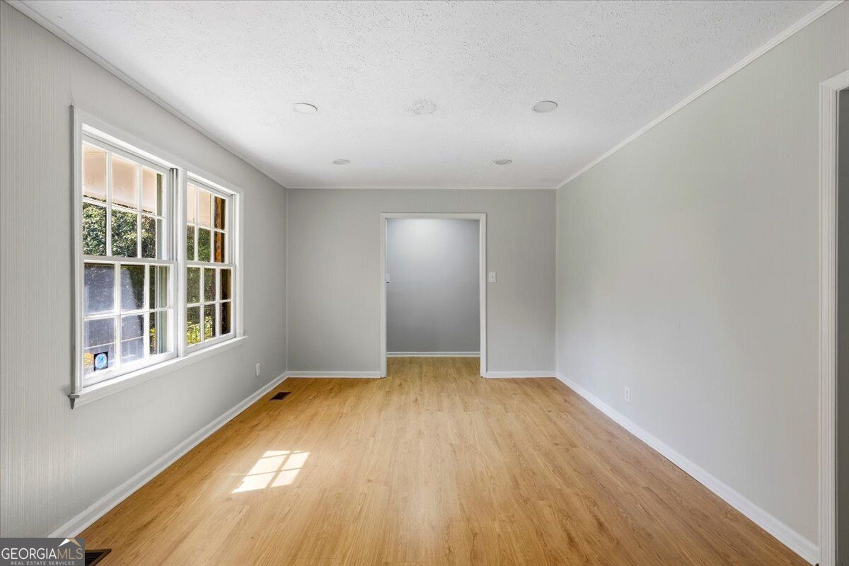 110 Connie Drive Property Photo 4