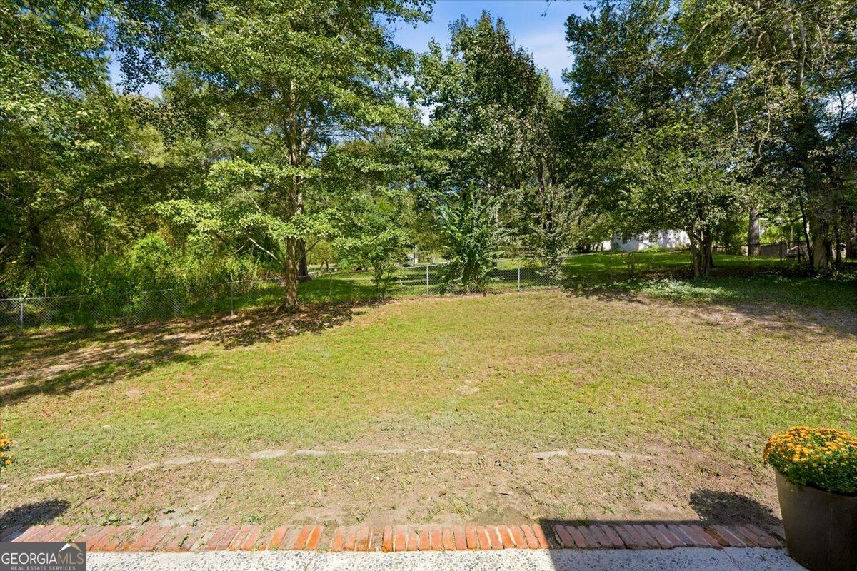 110 Connie Drive Property Photo 25