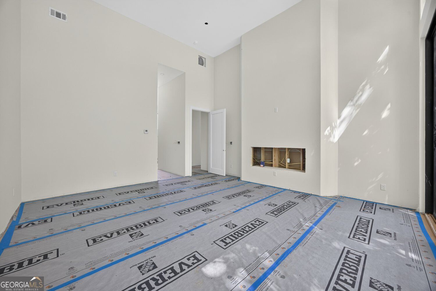 7060 Bells Way Property Photo 11