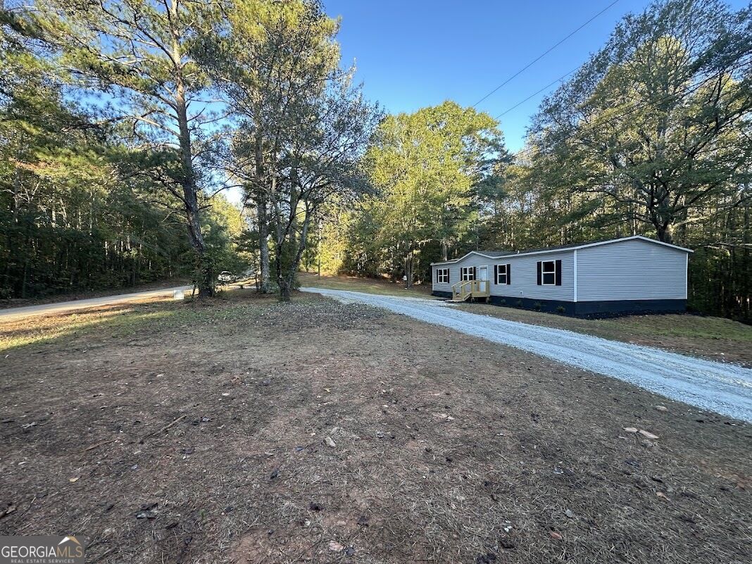238 Old Lowell Mill Road Property Photo 3