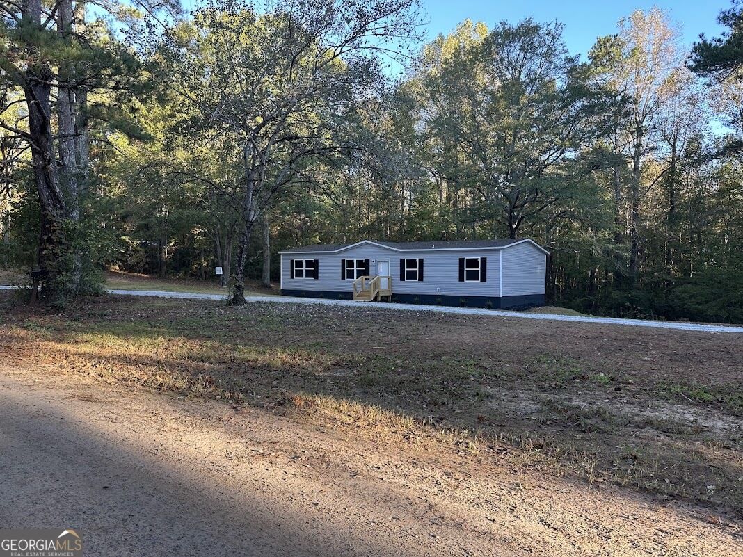 238 Old Lowell Mill Road Property Photo 4
