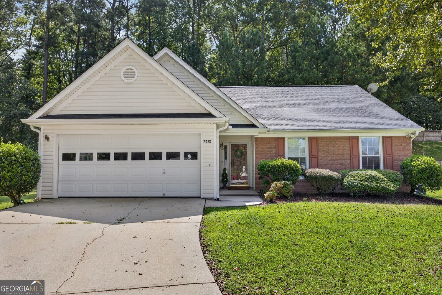 7512 Deer Creek Drive Property Photo 1