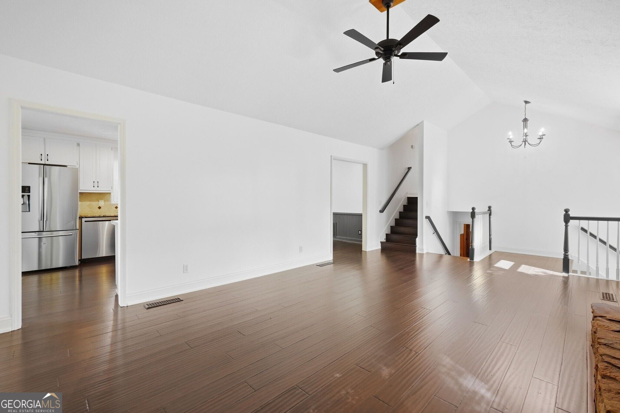 3751 Station Drive Property Photo 8