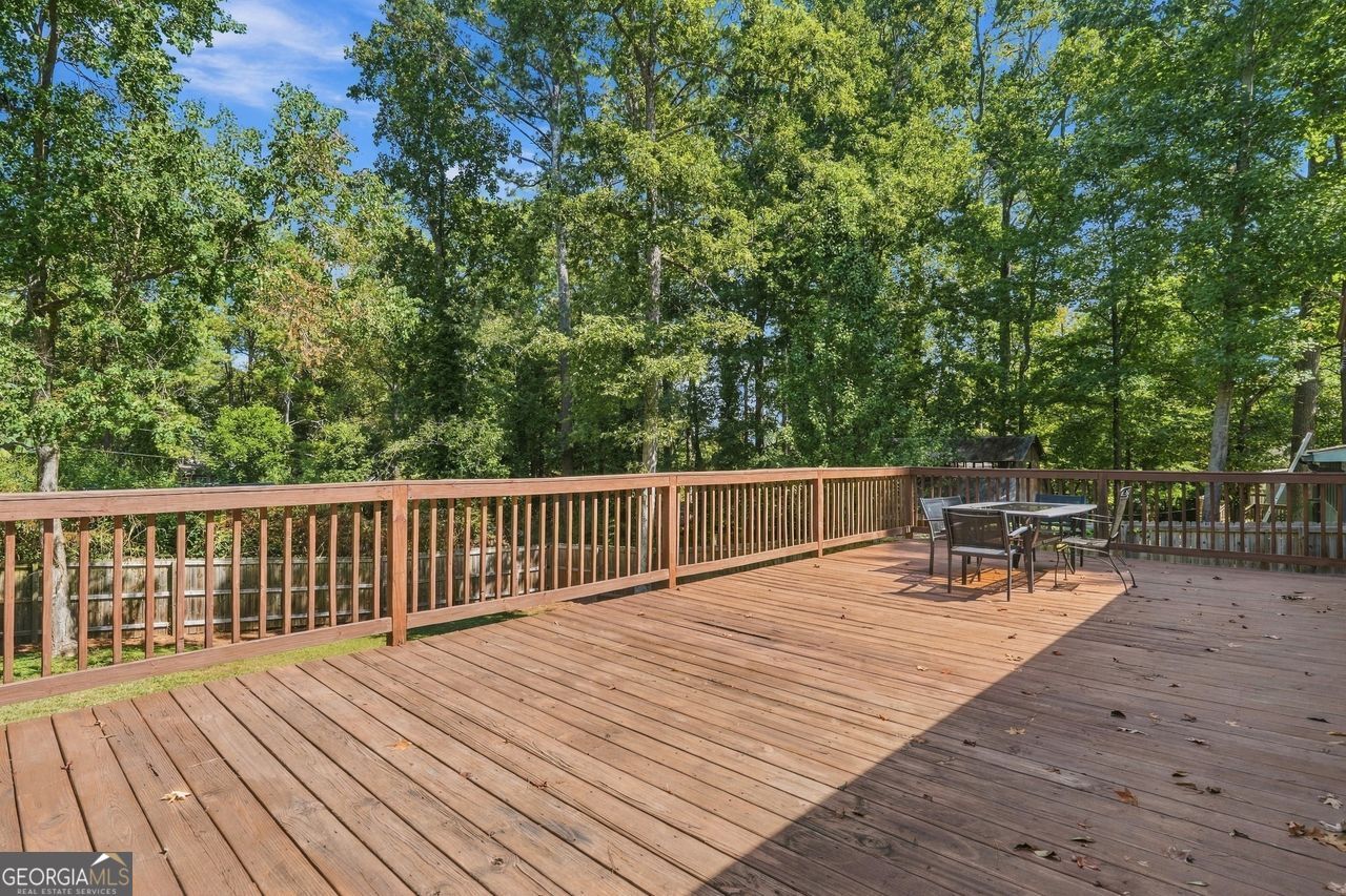 2550 Lakeview Trail Property Photo 22