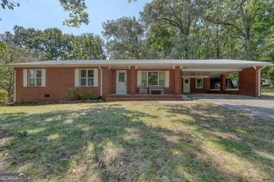 169 C H Colwell Drive Property Photo 1