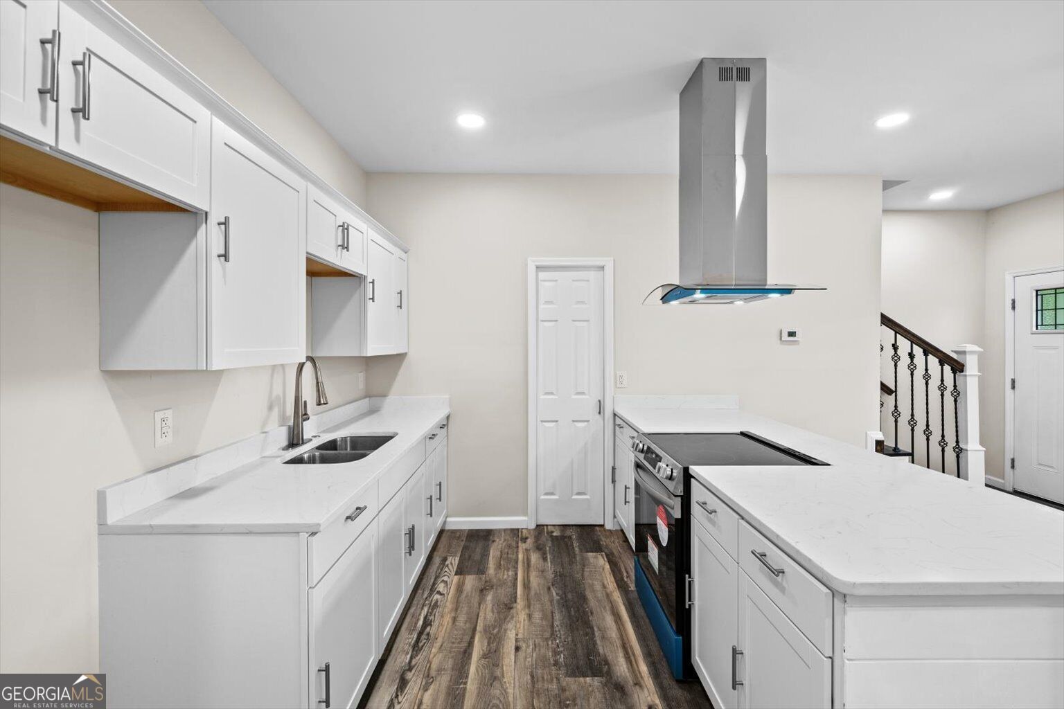 719 Cavender Road Property Photo 11