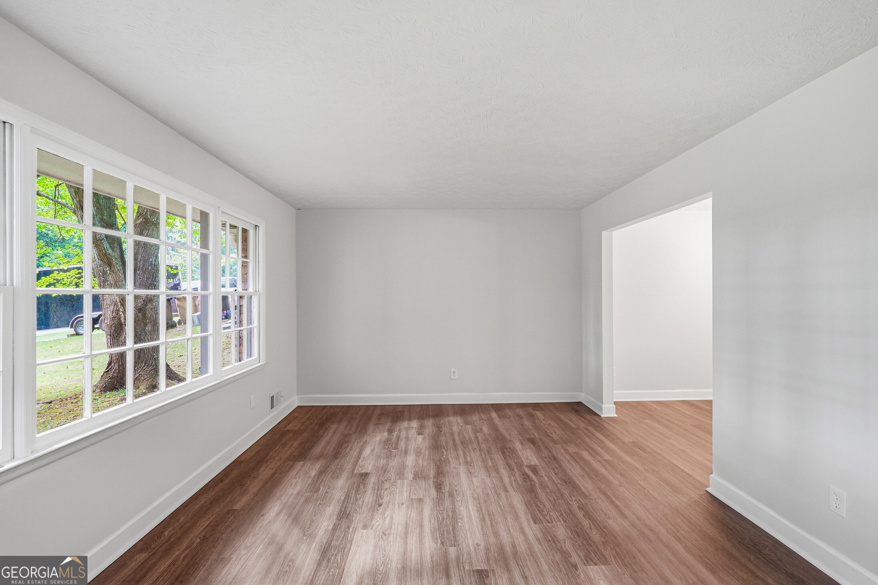 7052 Lodgepole Drive Property Photo 3