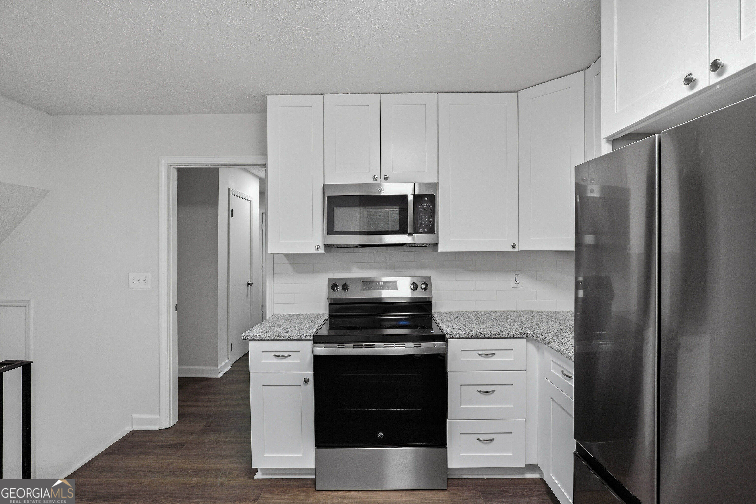 7052 Lodgepole Drive Property Photo 9
