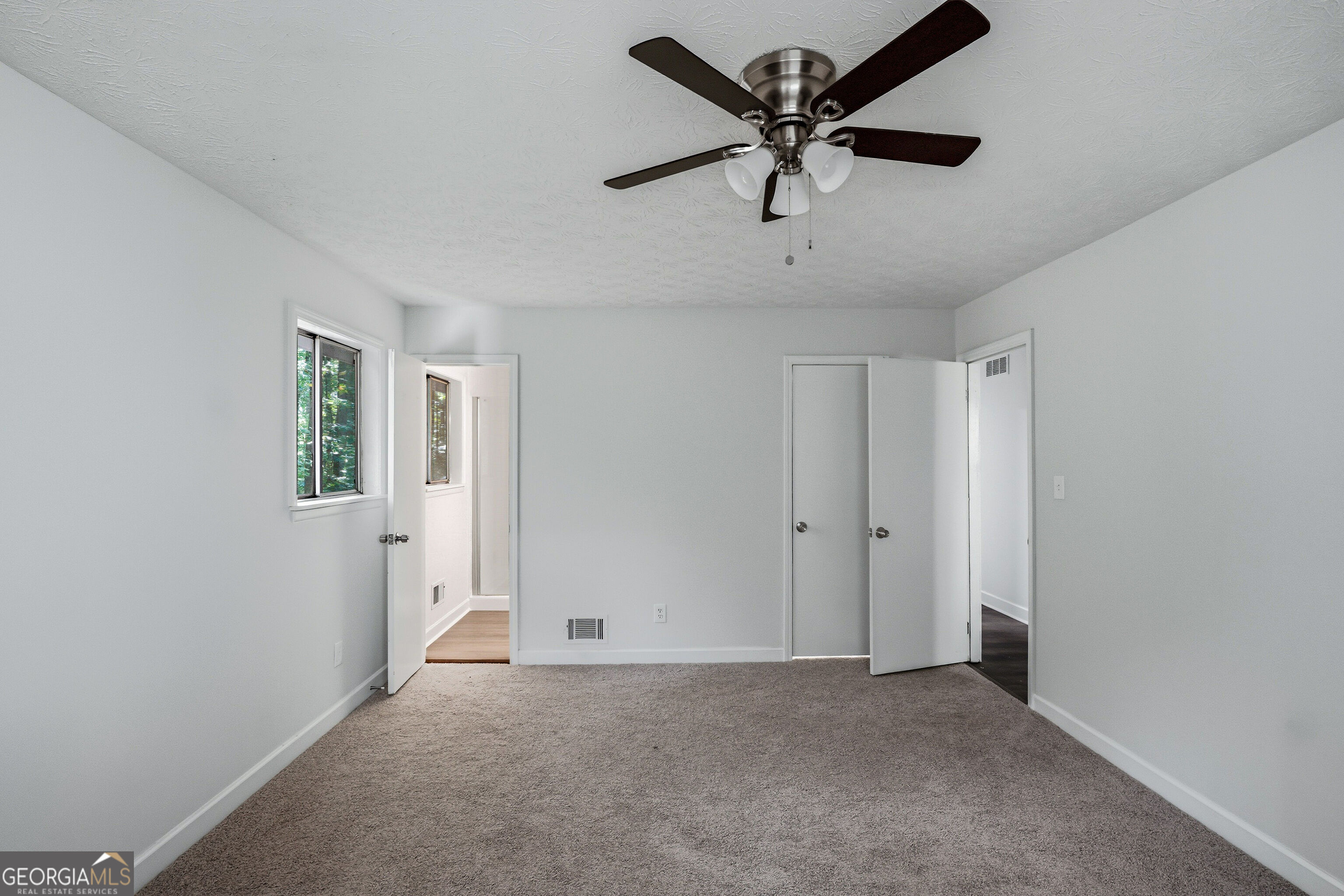7052 Lodgepole Drive Property Photo 14