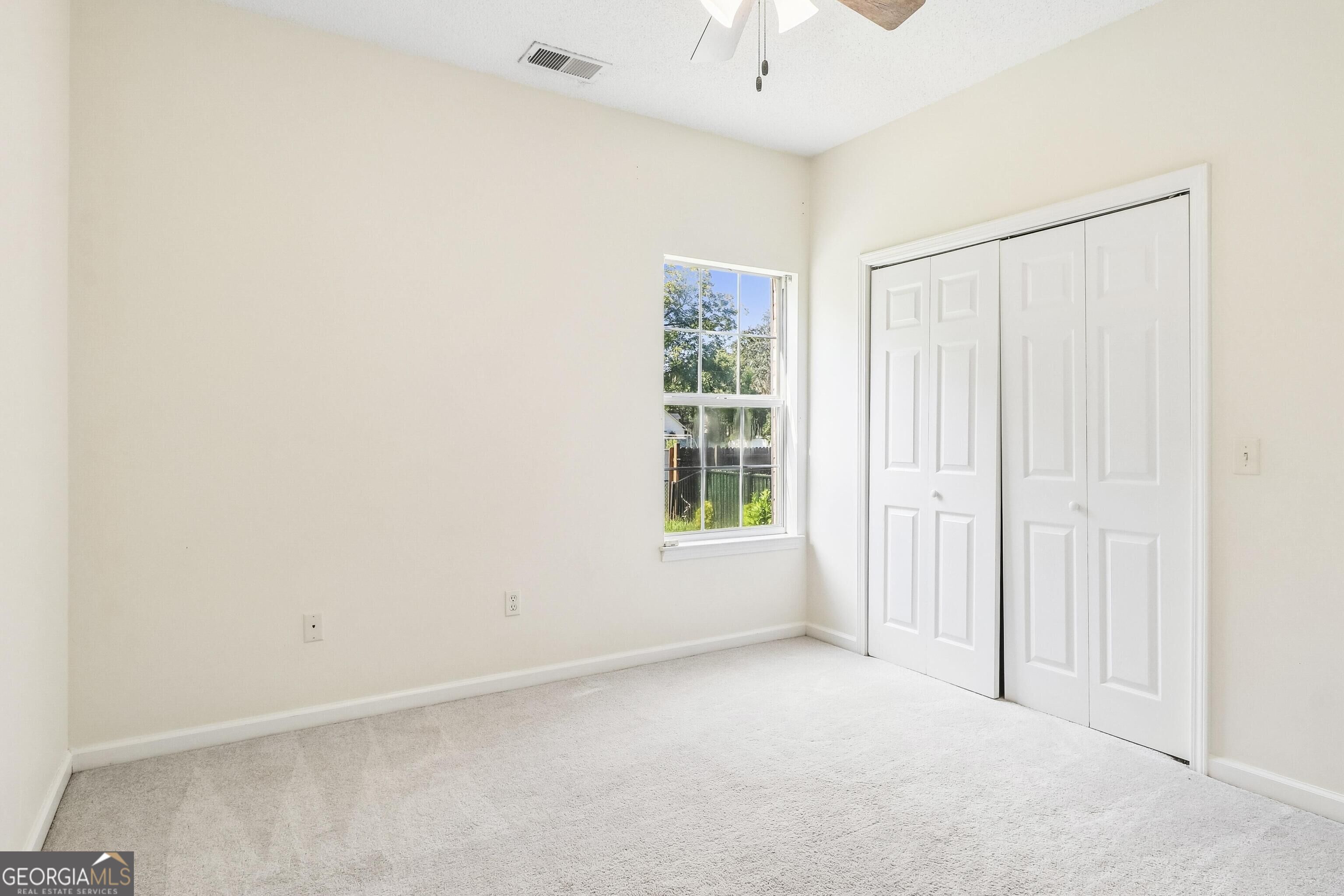 390 Central Avenue Property Photo 15