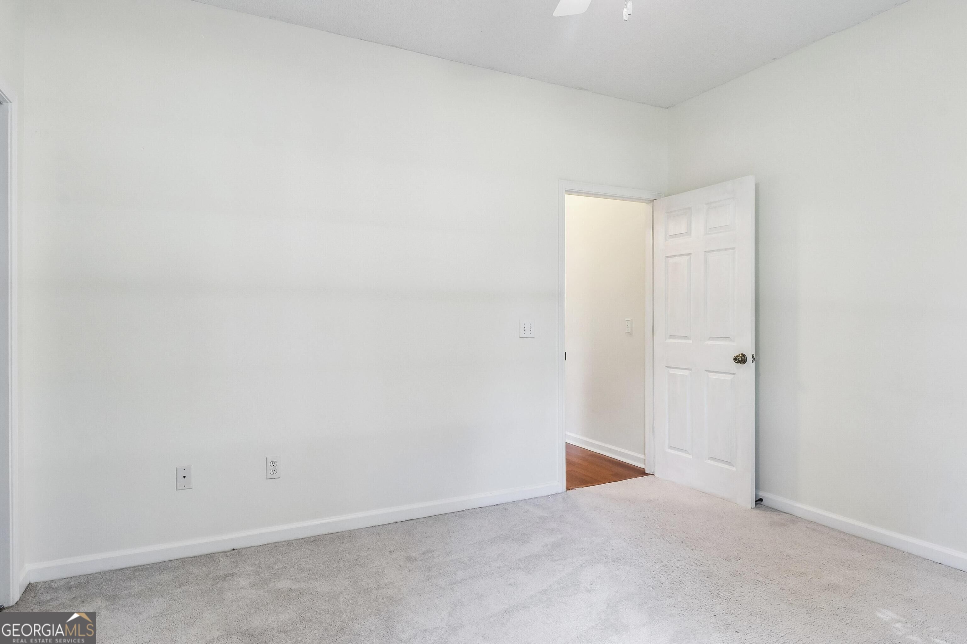 390 Central Avenue Property Photo 16