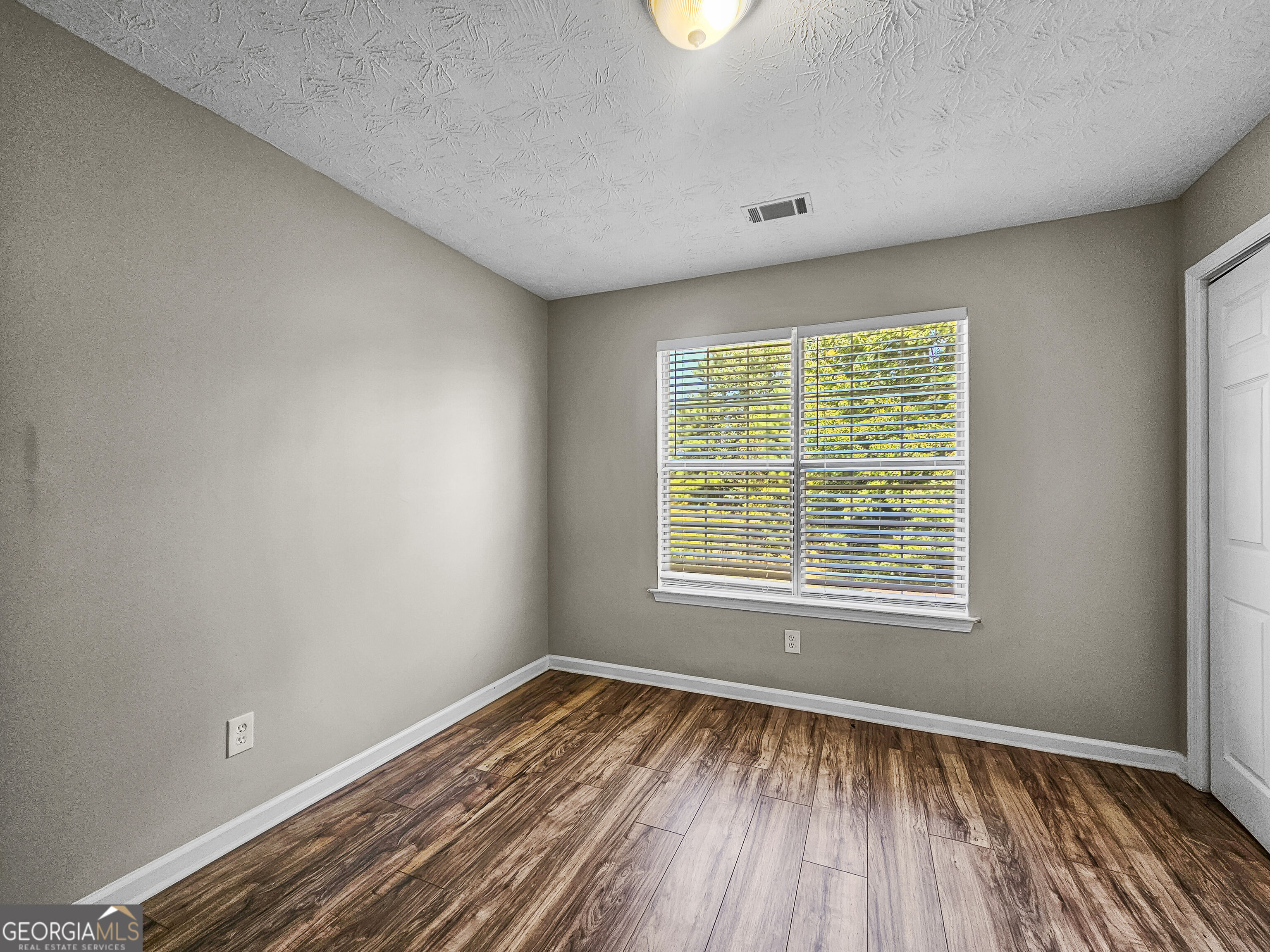 80 Forest Brook Drive Property Photo 13