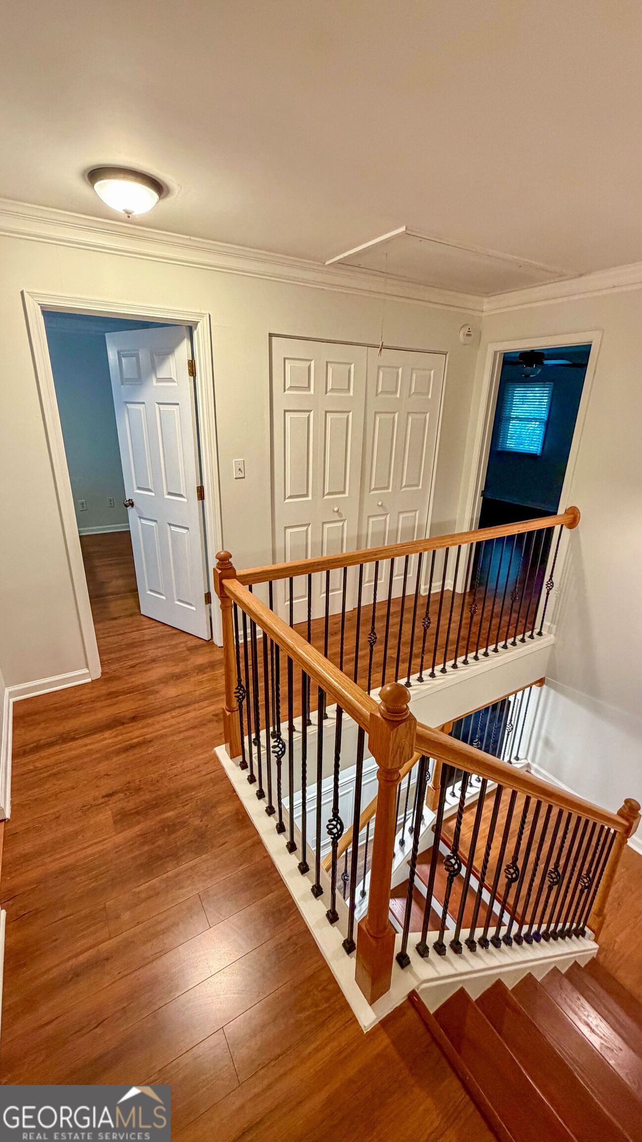 230 Peachtree Hollow Court Property Photo 8