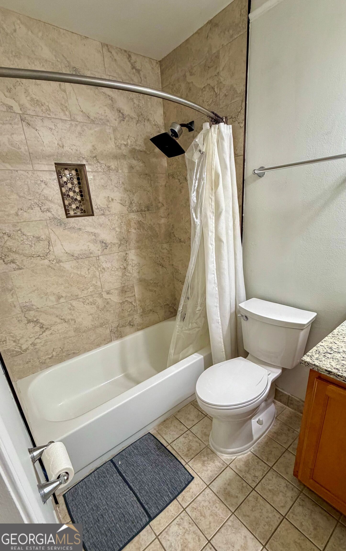 230 Peachtree Hollow Court Property Photo 15