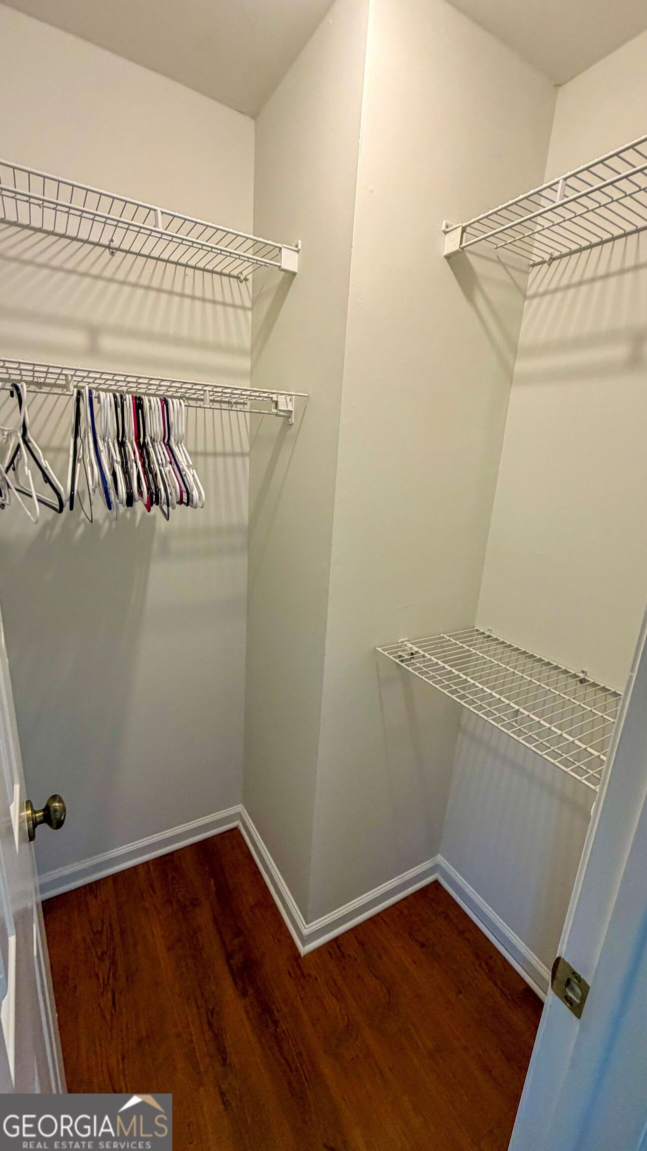 230 Peachtree Hollow Court Property Photo 16