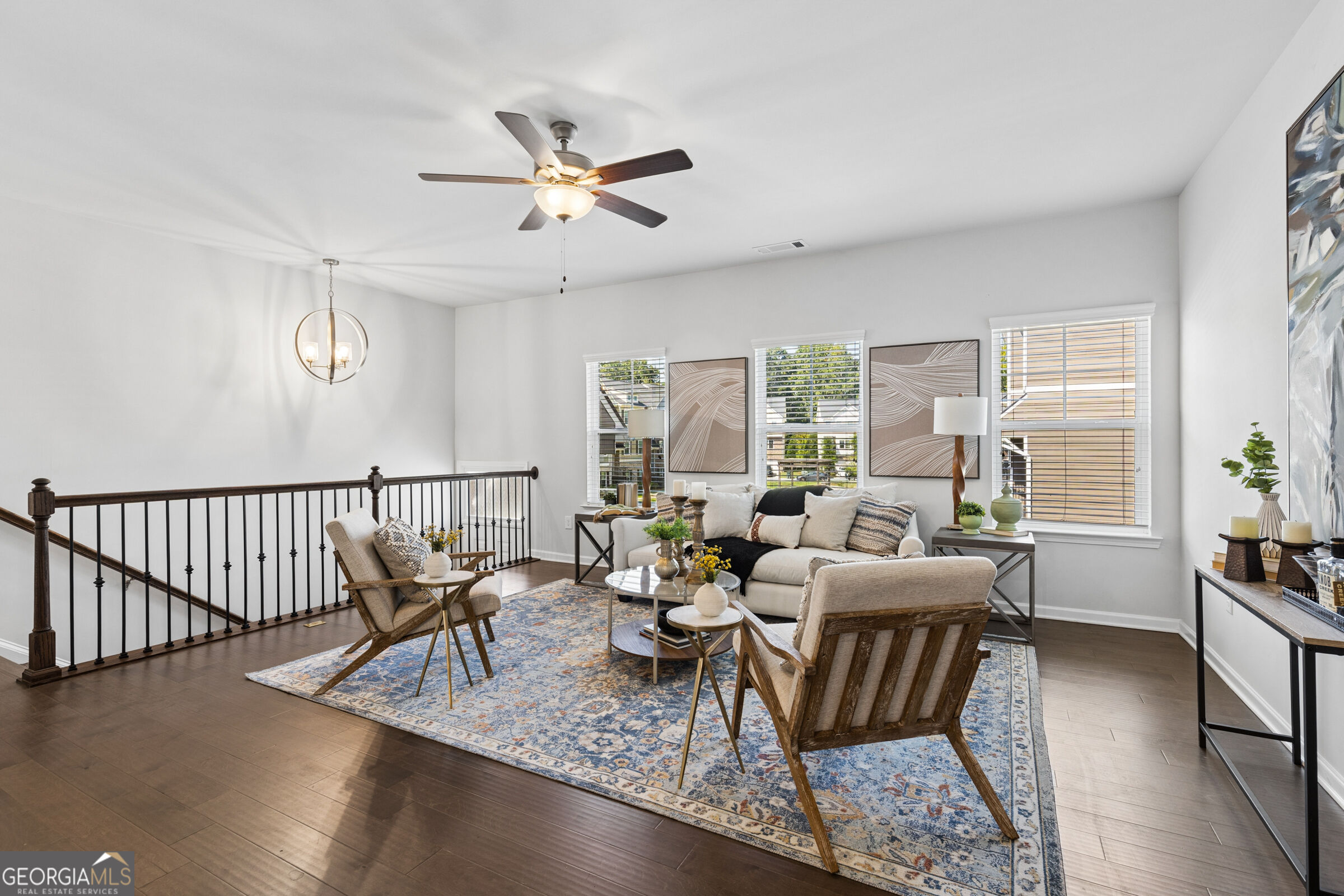 2513 Hedgeway Circle Property Photo 4