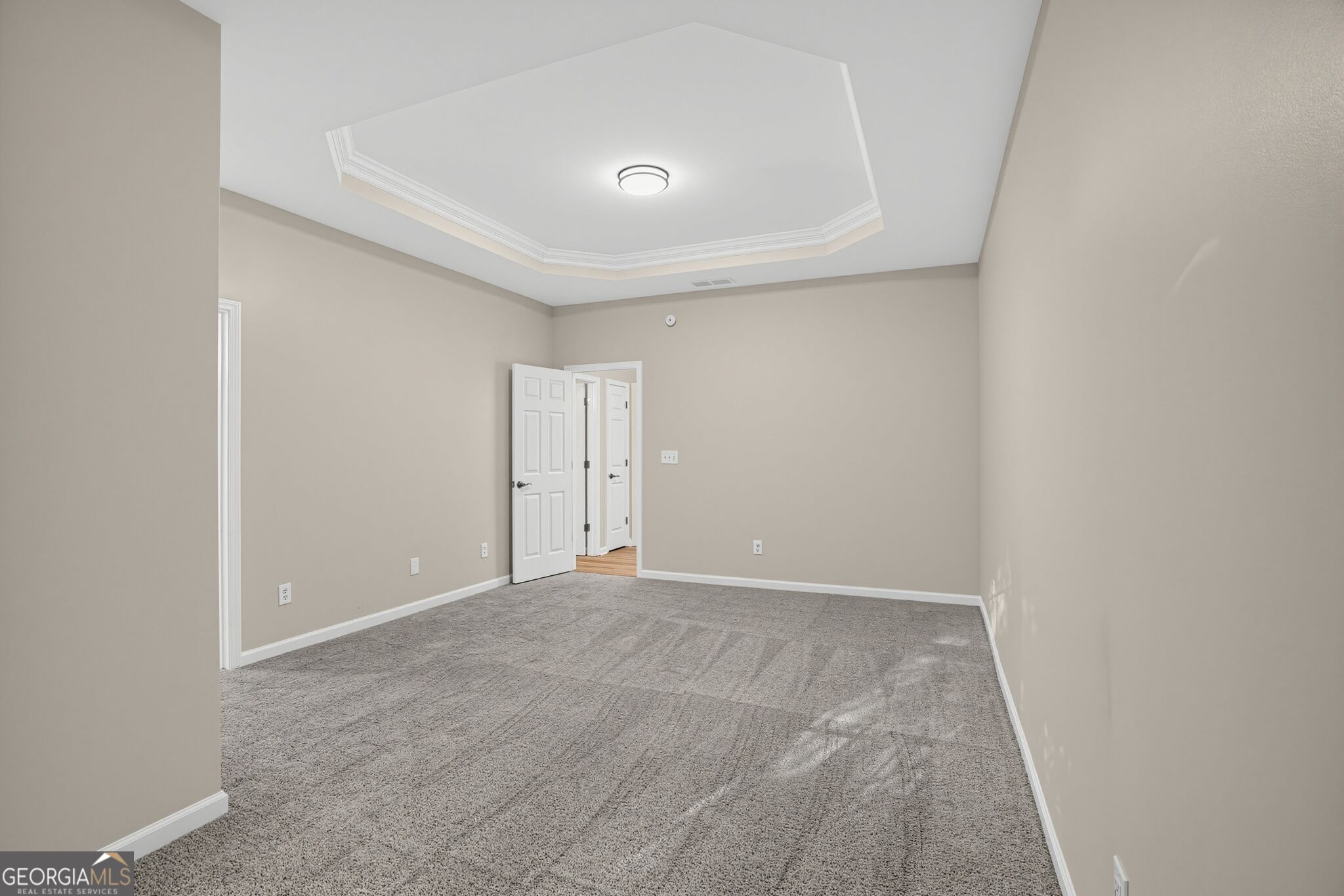 433 Concord Circle Property Photo 12