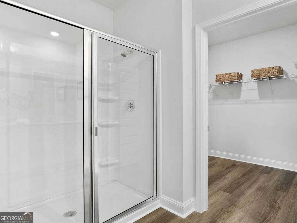 242 Hammersmith Landing Property Photo 28
