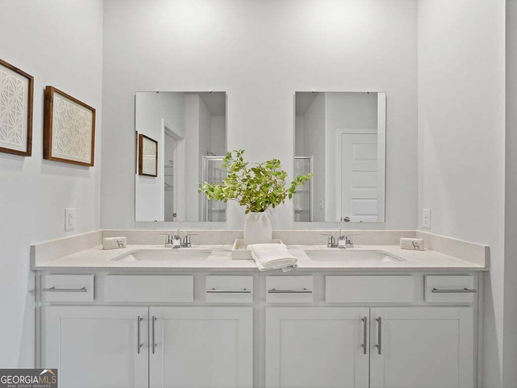 242 Hammersmith Landing Property Photo 29