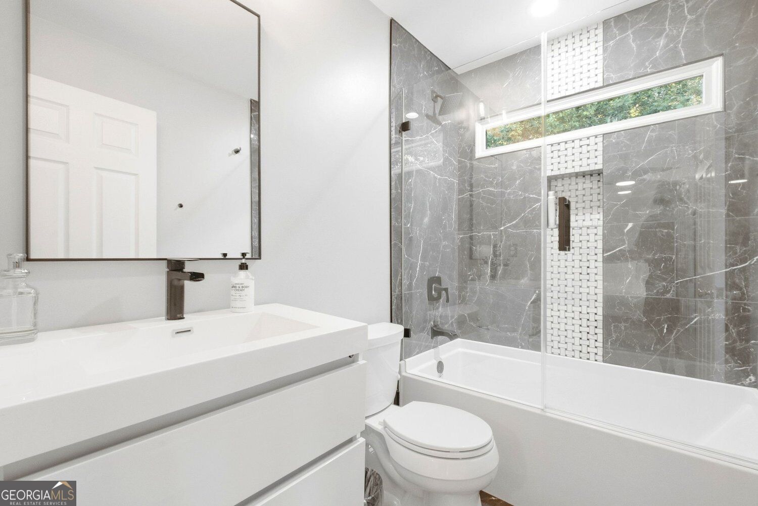 1250 Austin Glen Drive Property Photo 40