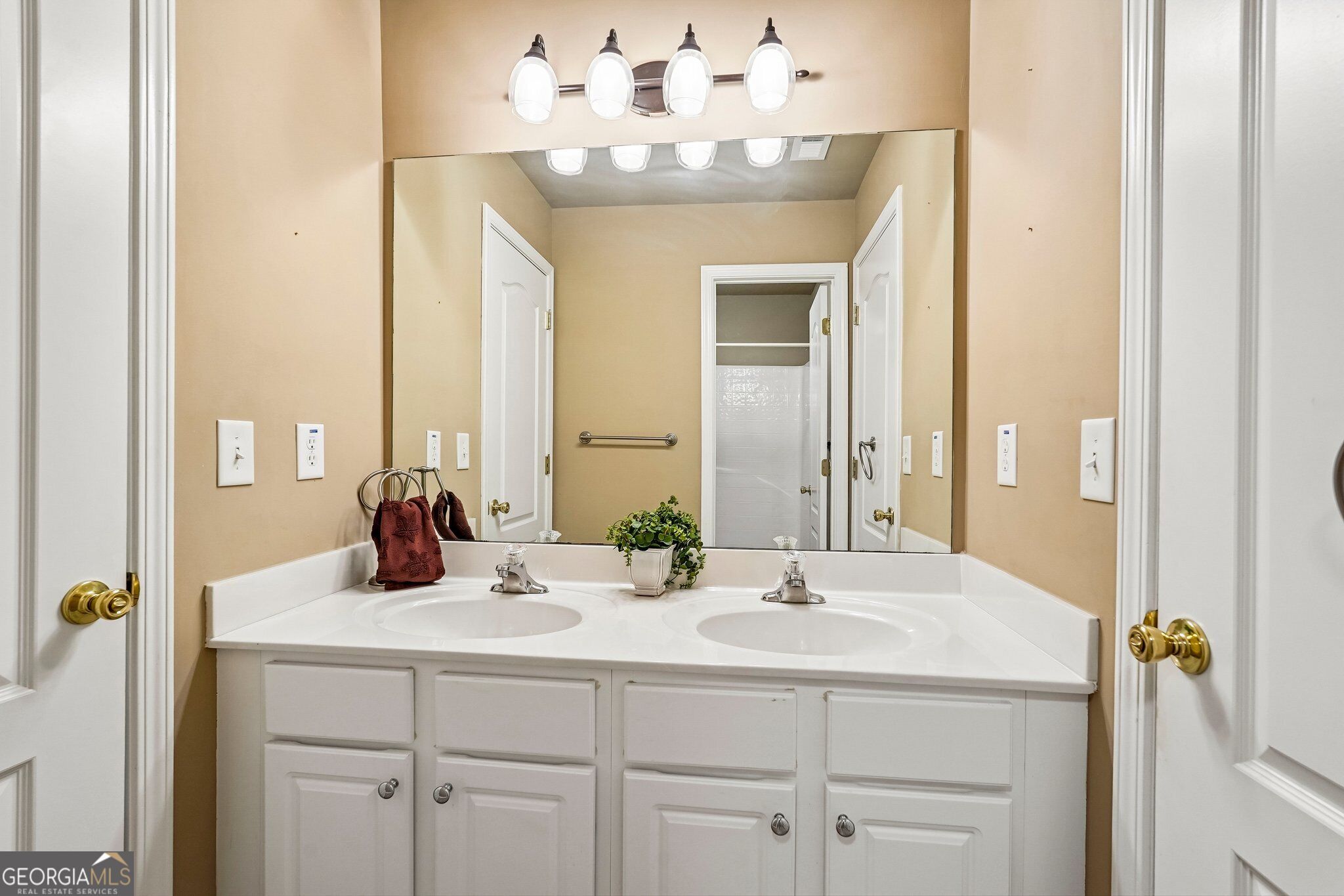 3335 The Commons Drive Property Photo 51