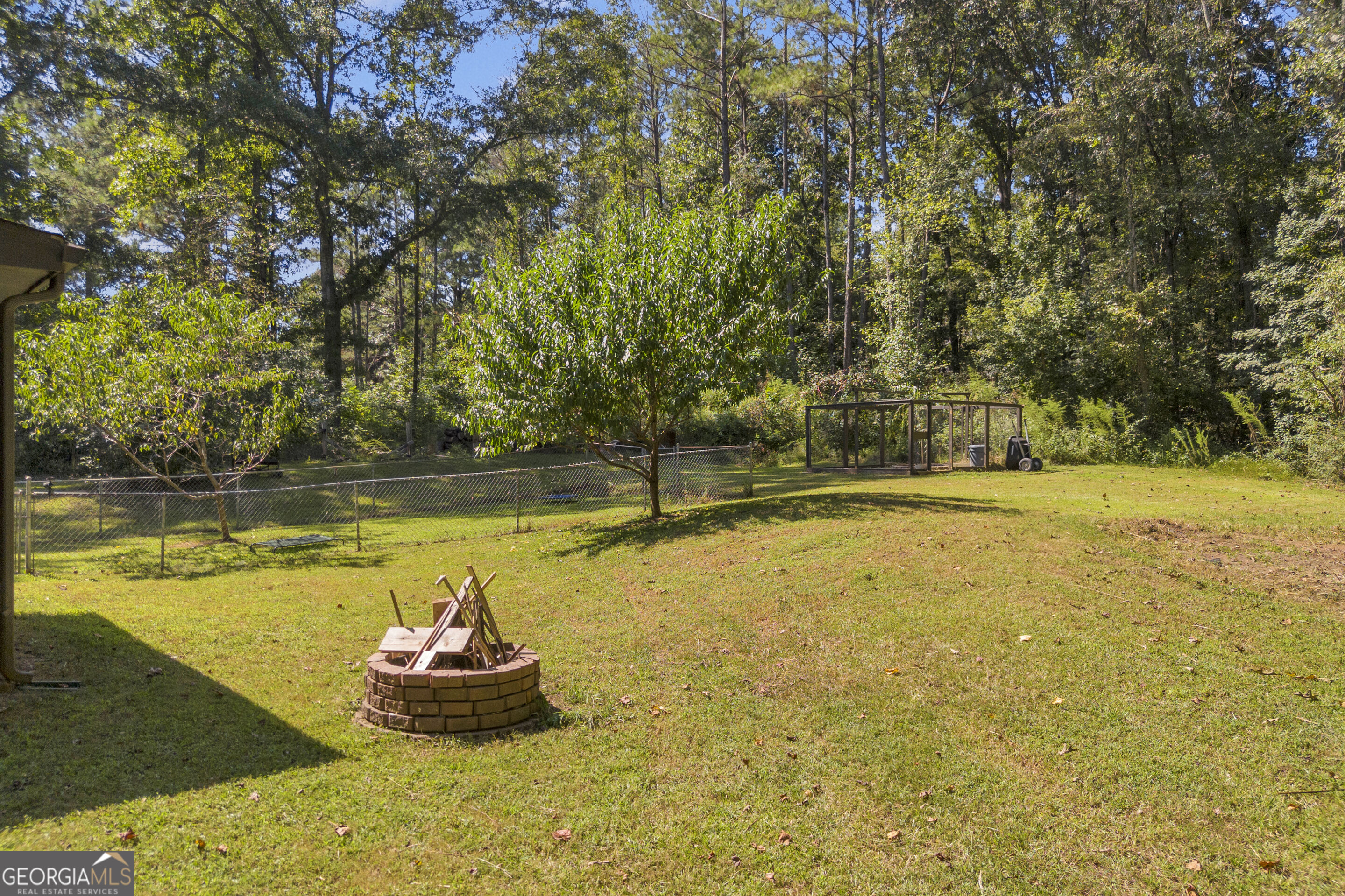 456 Brown Bridge Road Property Photo 4