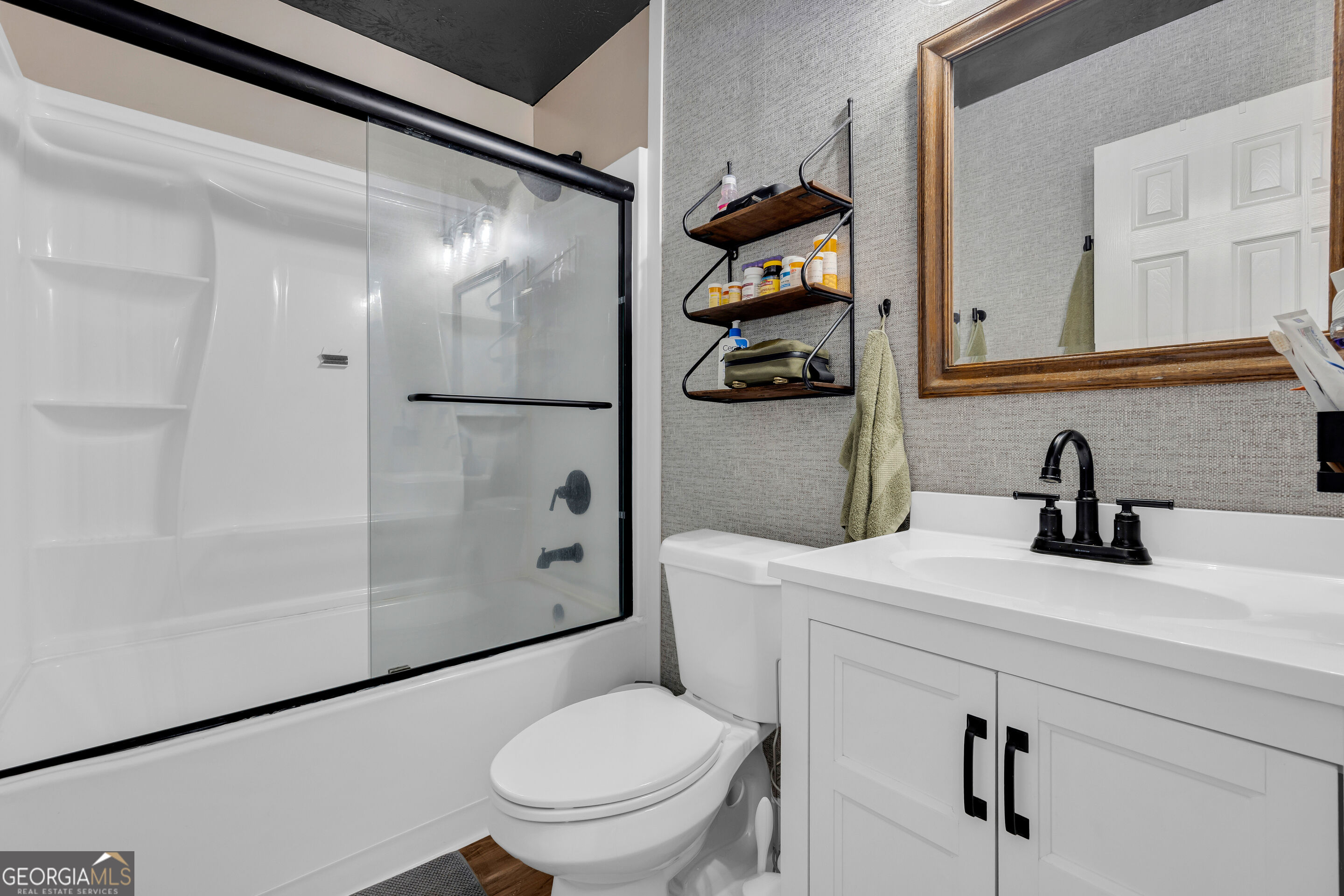 456 Brown Bridge Road Property Photo 18