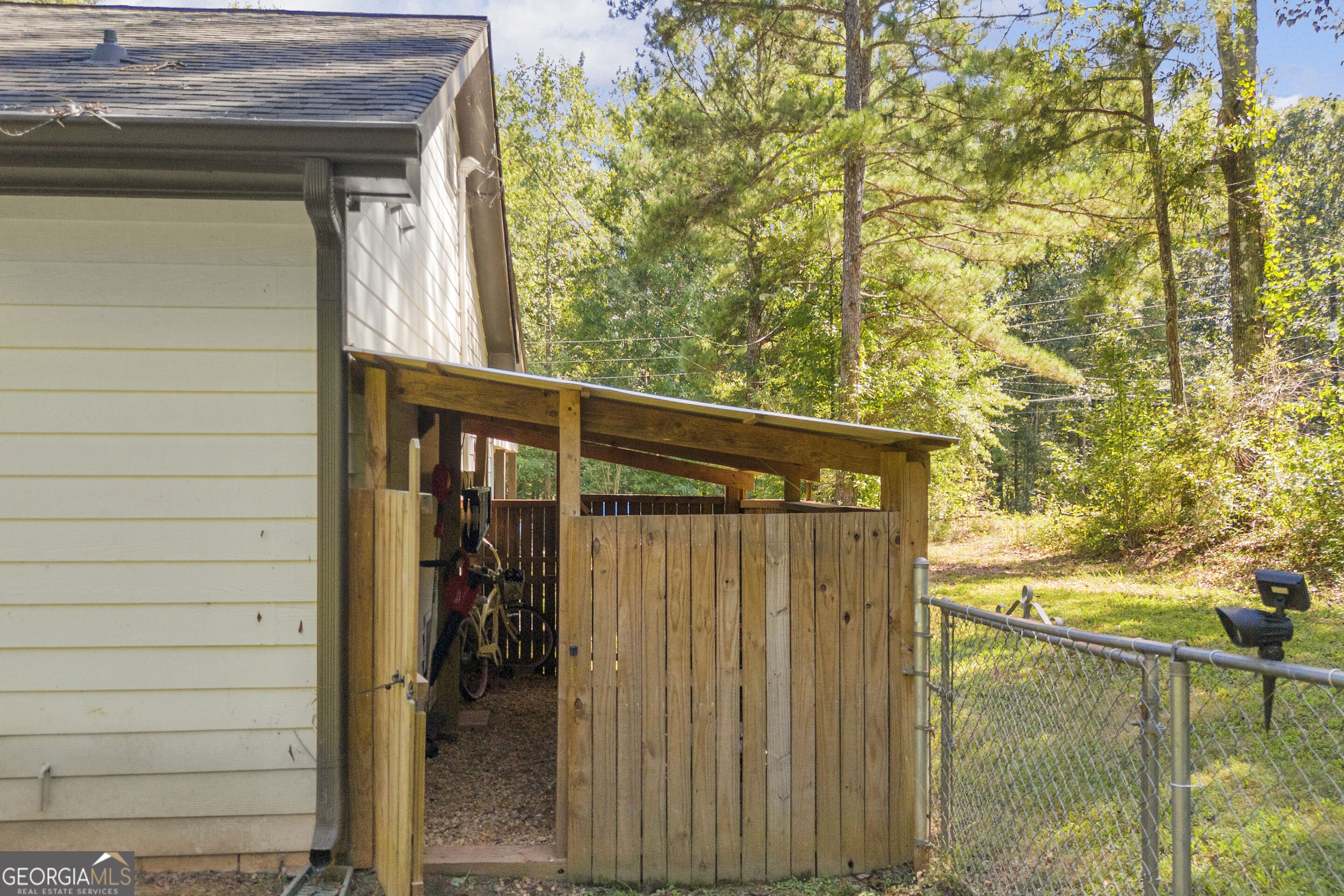 456 Brown Bridge Road Property Photo 49