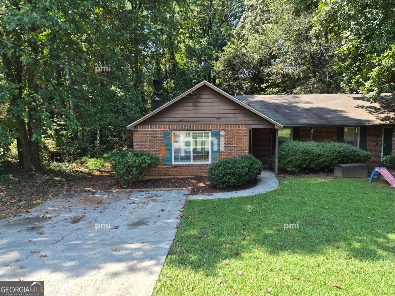 795 Farm Creek Road Property Photo 1